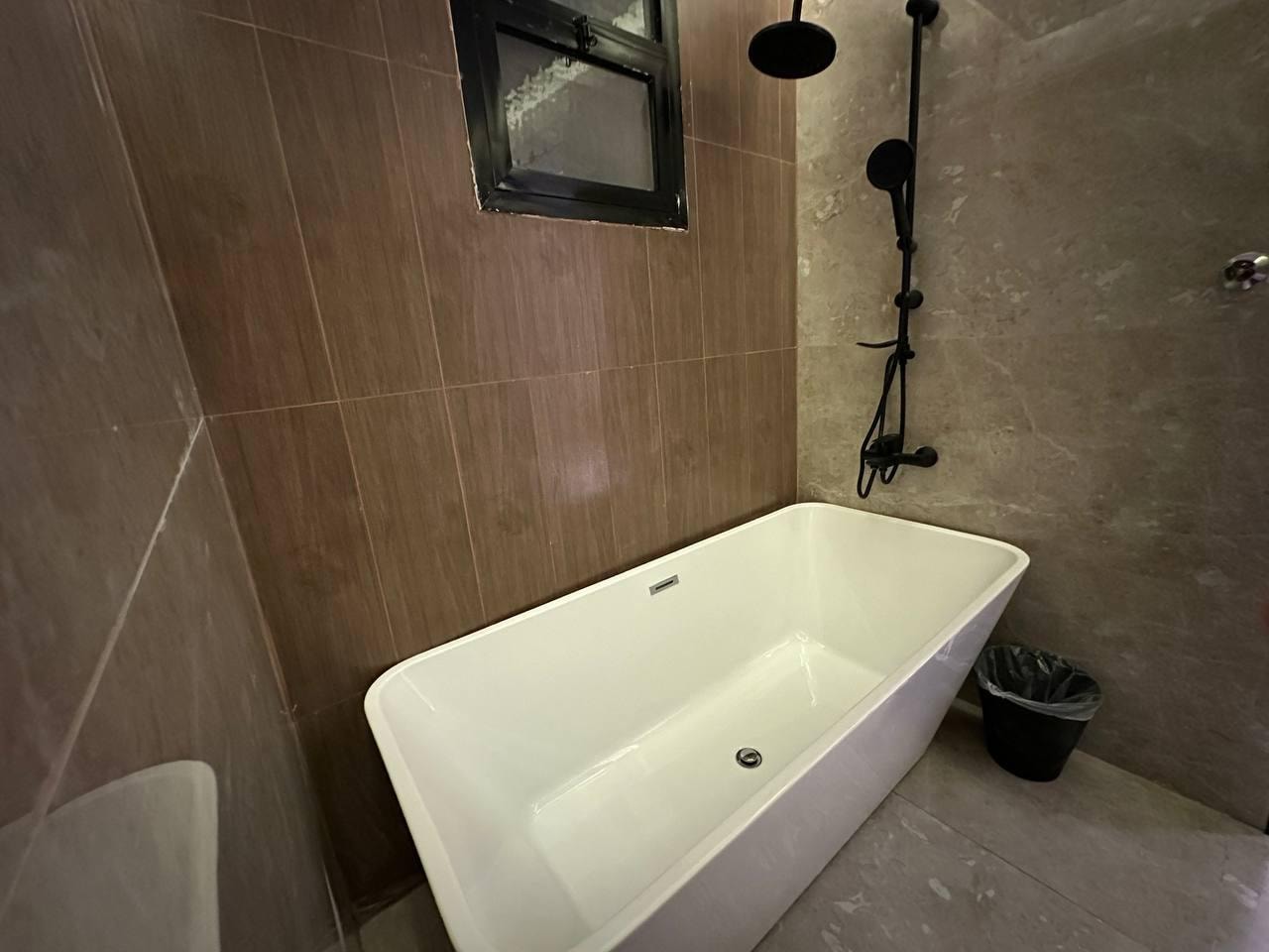 استوديو عصري انيق 10