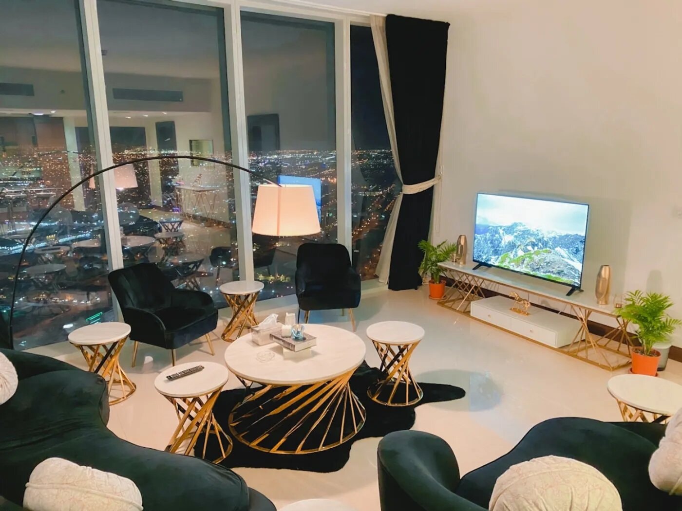 شقة بإطلاله مميزة 2