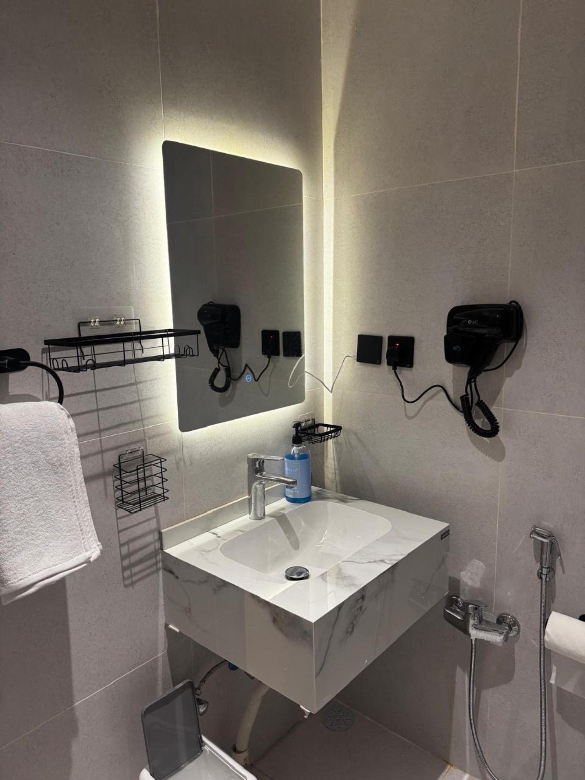 استديو فاخر فندقي 6