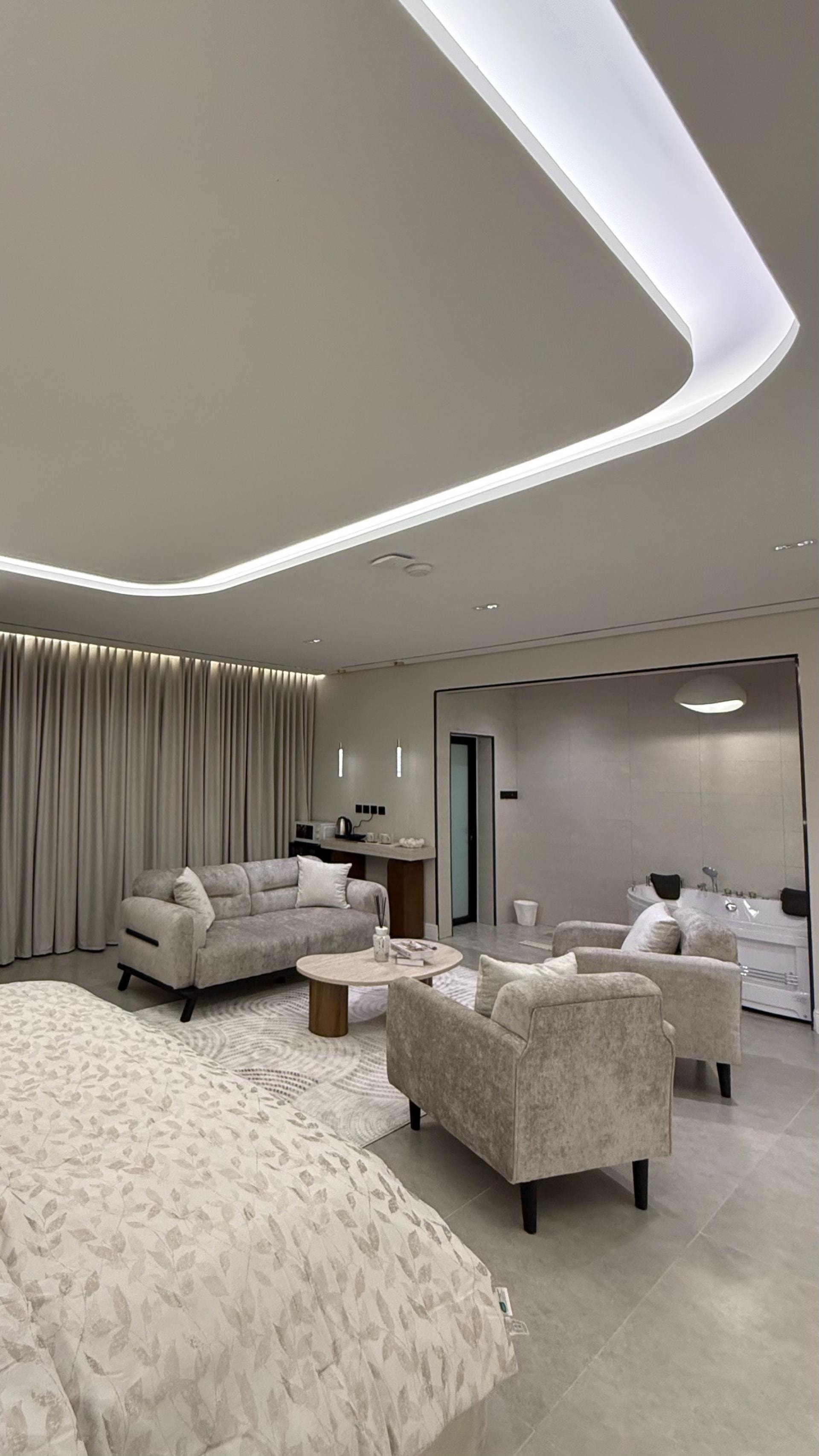 سويت رويال بإطلالة وجاكوزي خاص 5