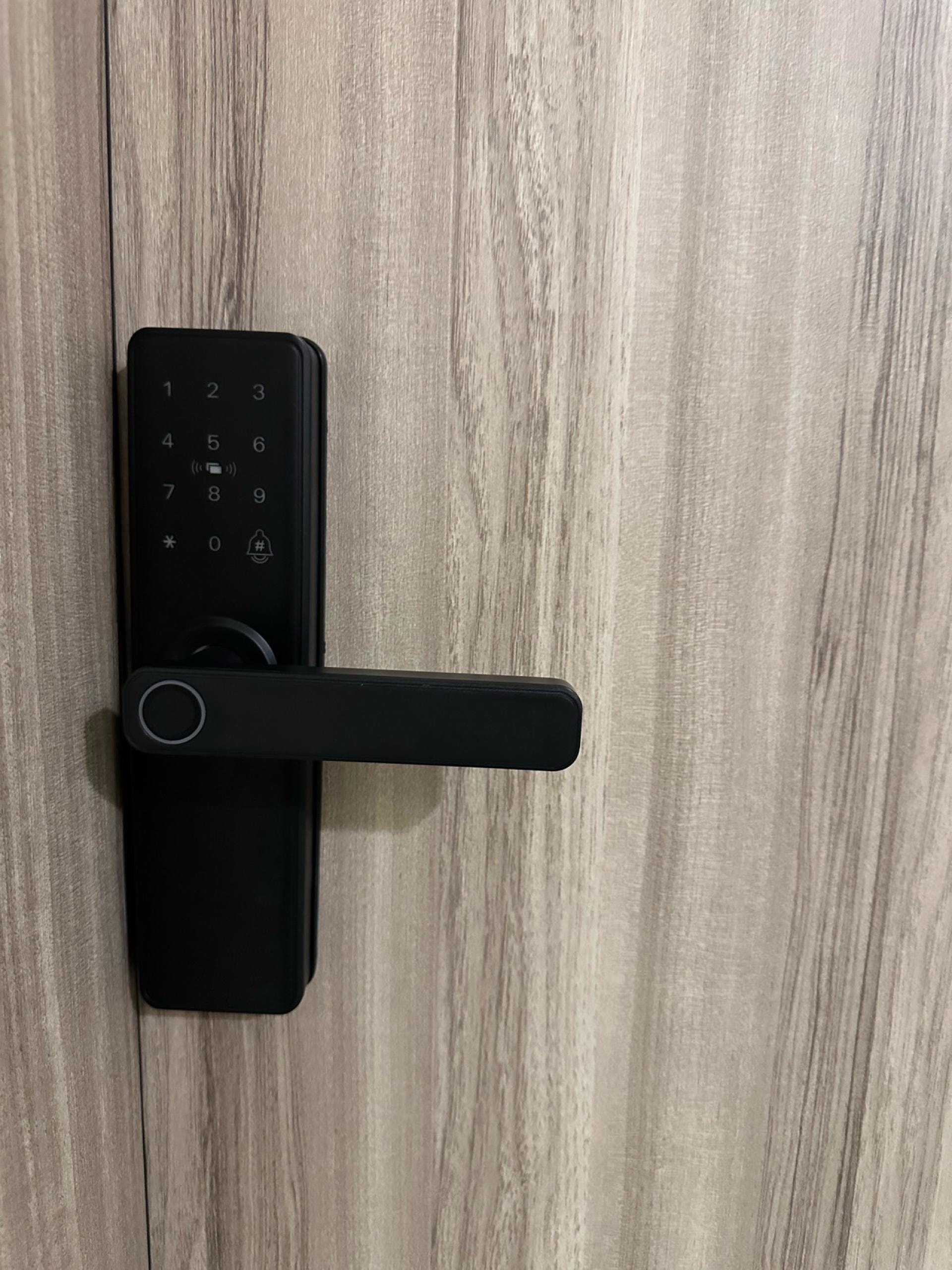 شقة بتصميم انيق بدخول ذكي 11