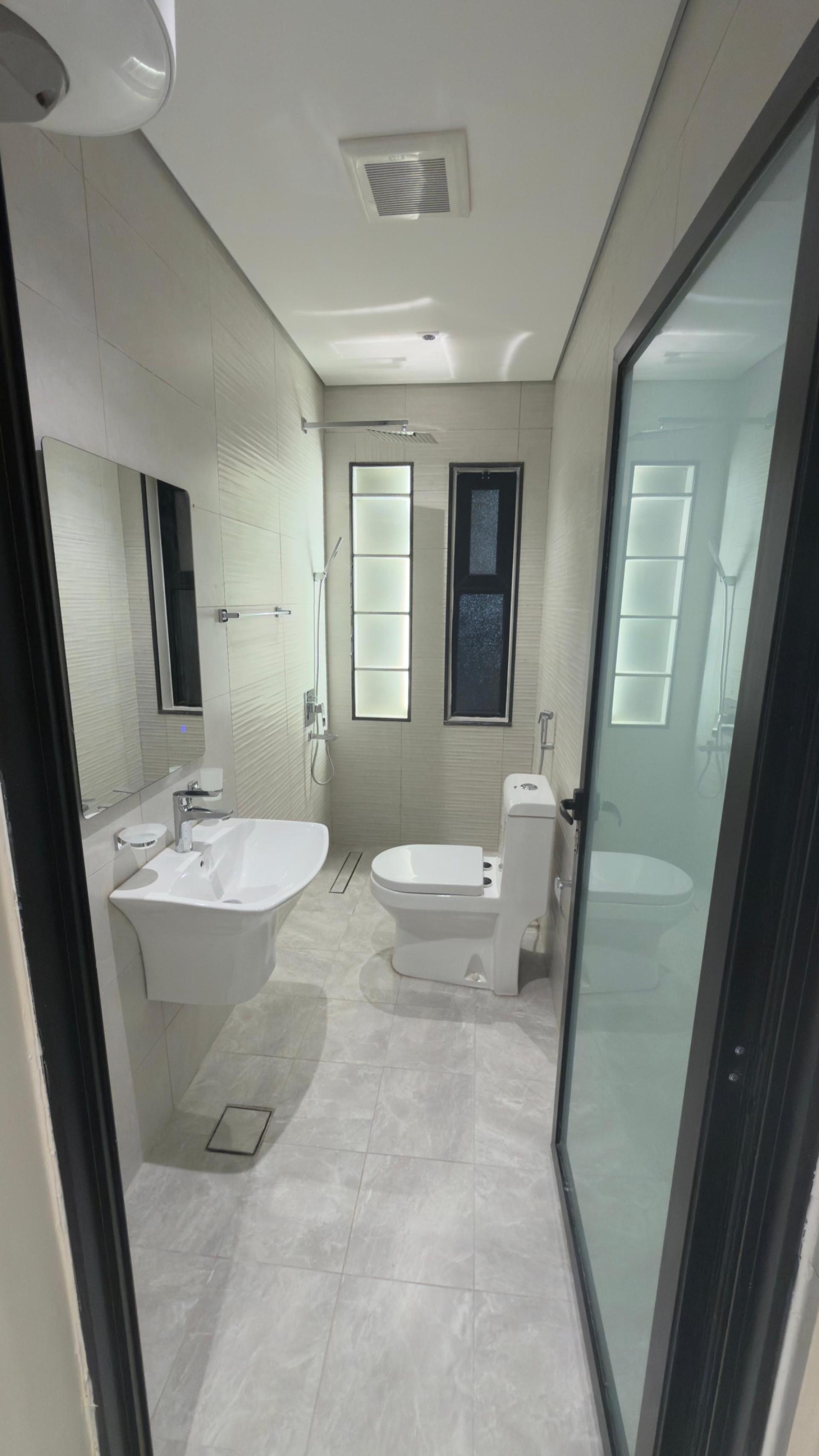 استديو بتصميم ريفي مع بانيو 7