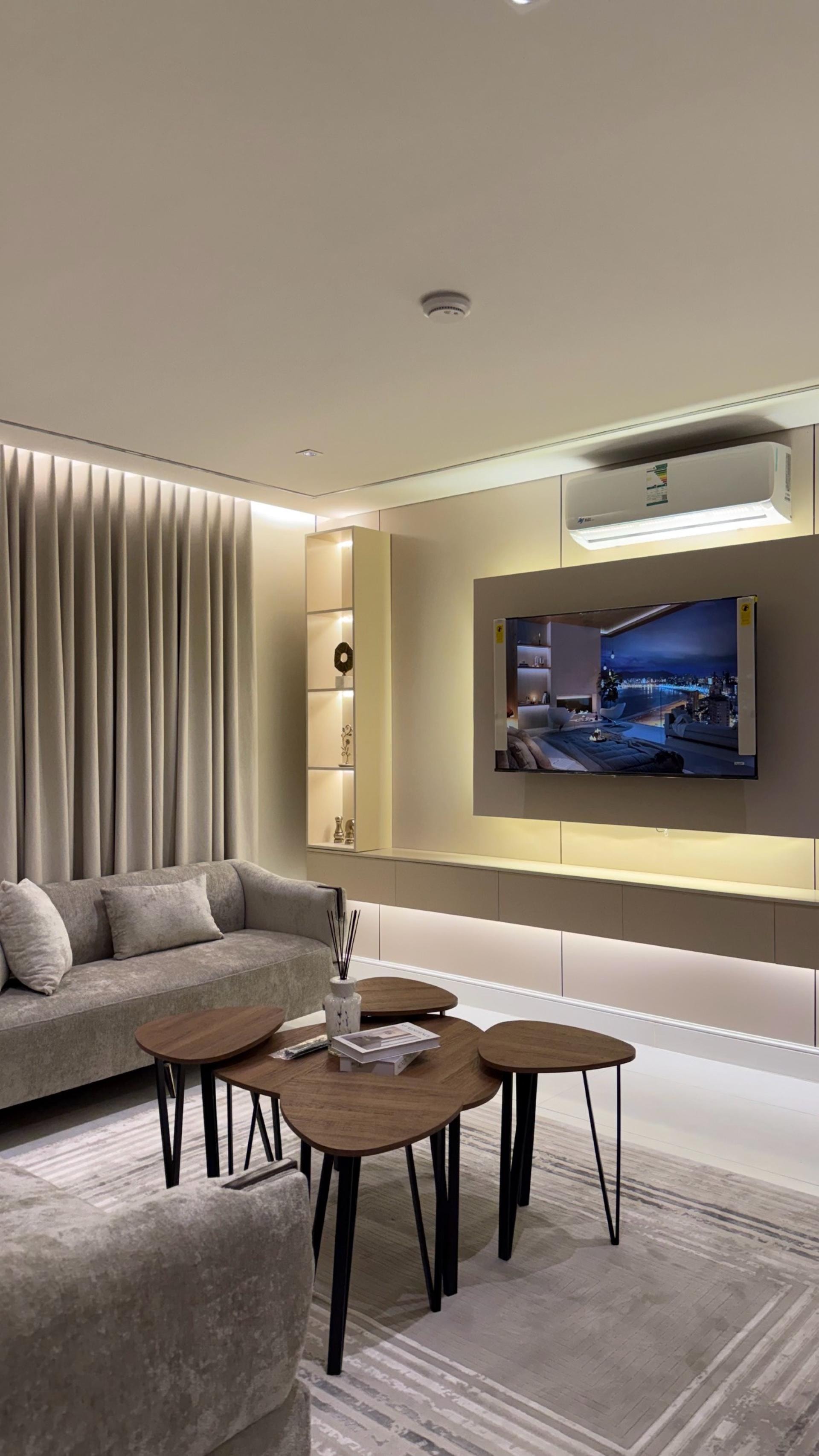 شقة فاخرة بصالة وغرفة نوم 3