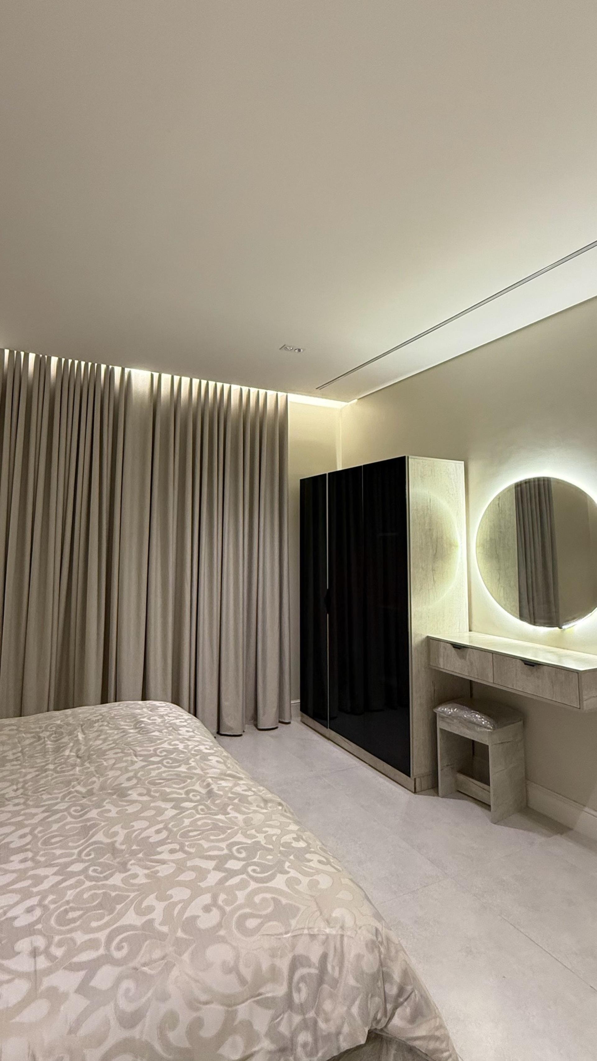 شقة فاخرة بصالة وغرفة نوم 5