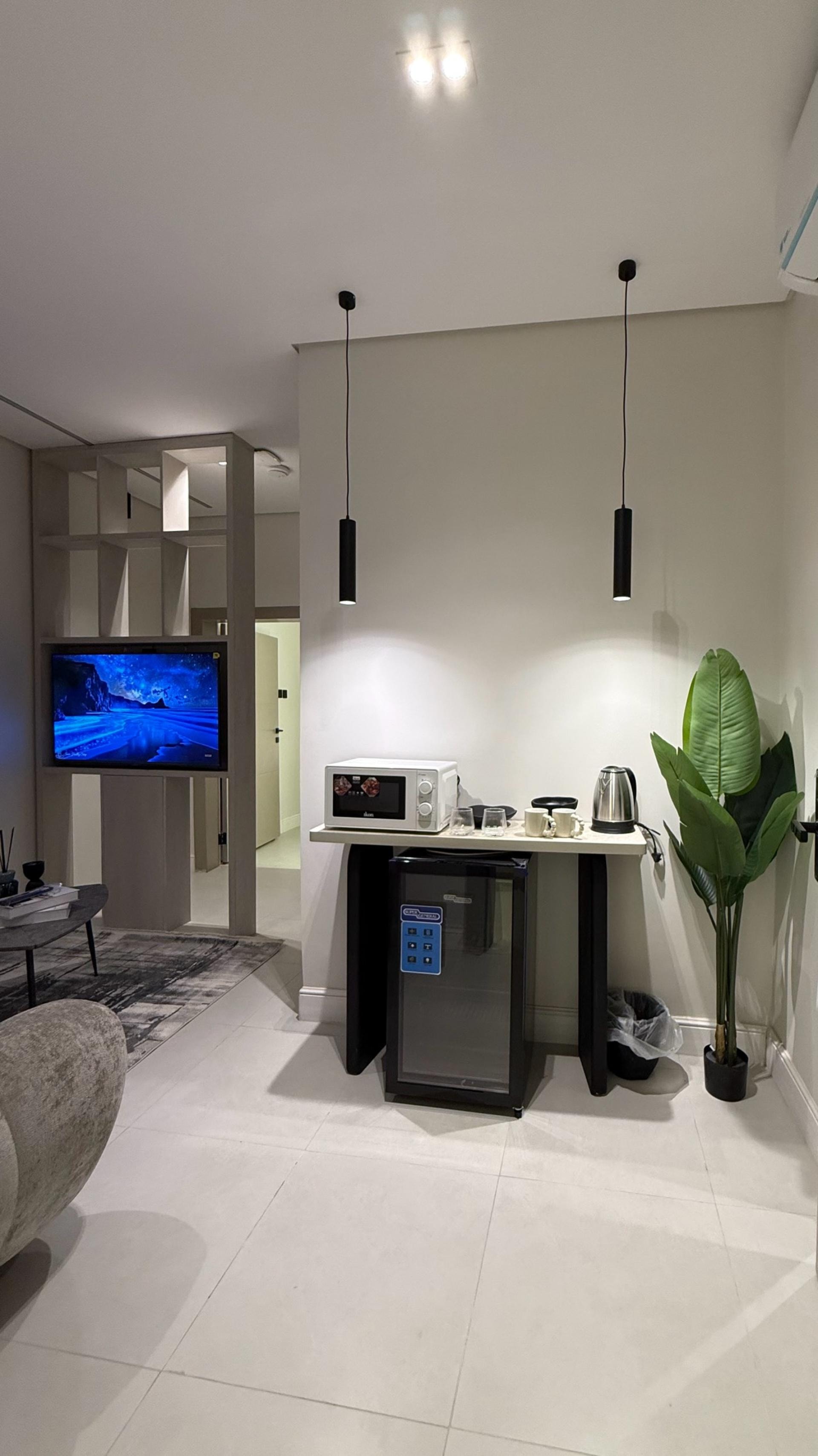 شقة أنيقة بصالة وغرفة نوم 2