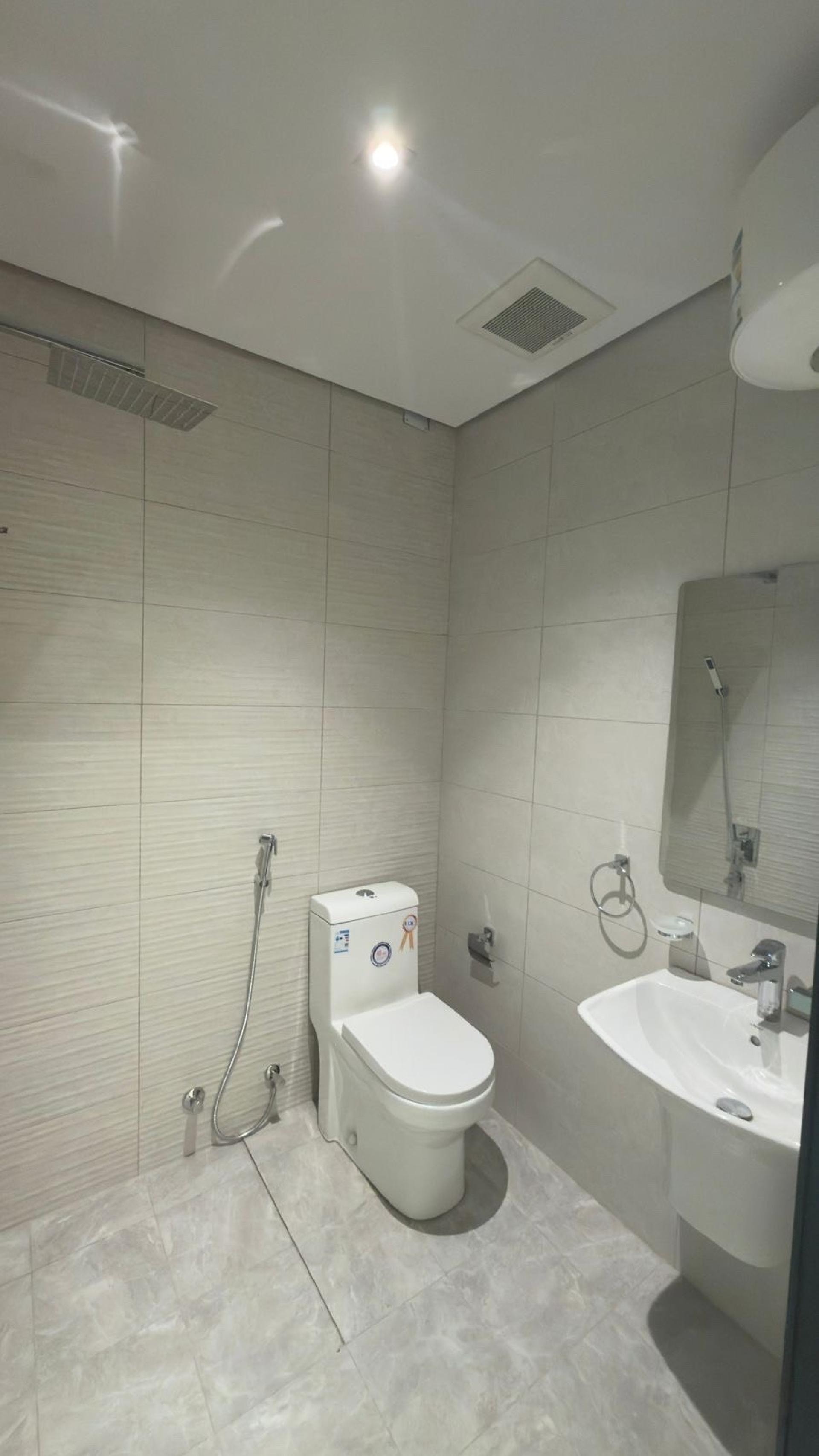 شقة أنيقة بصالة وغرفة نوم 9