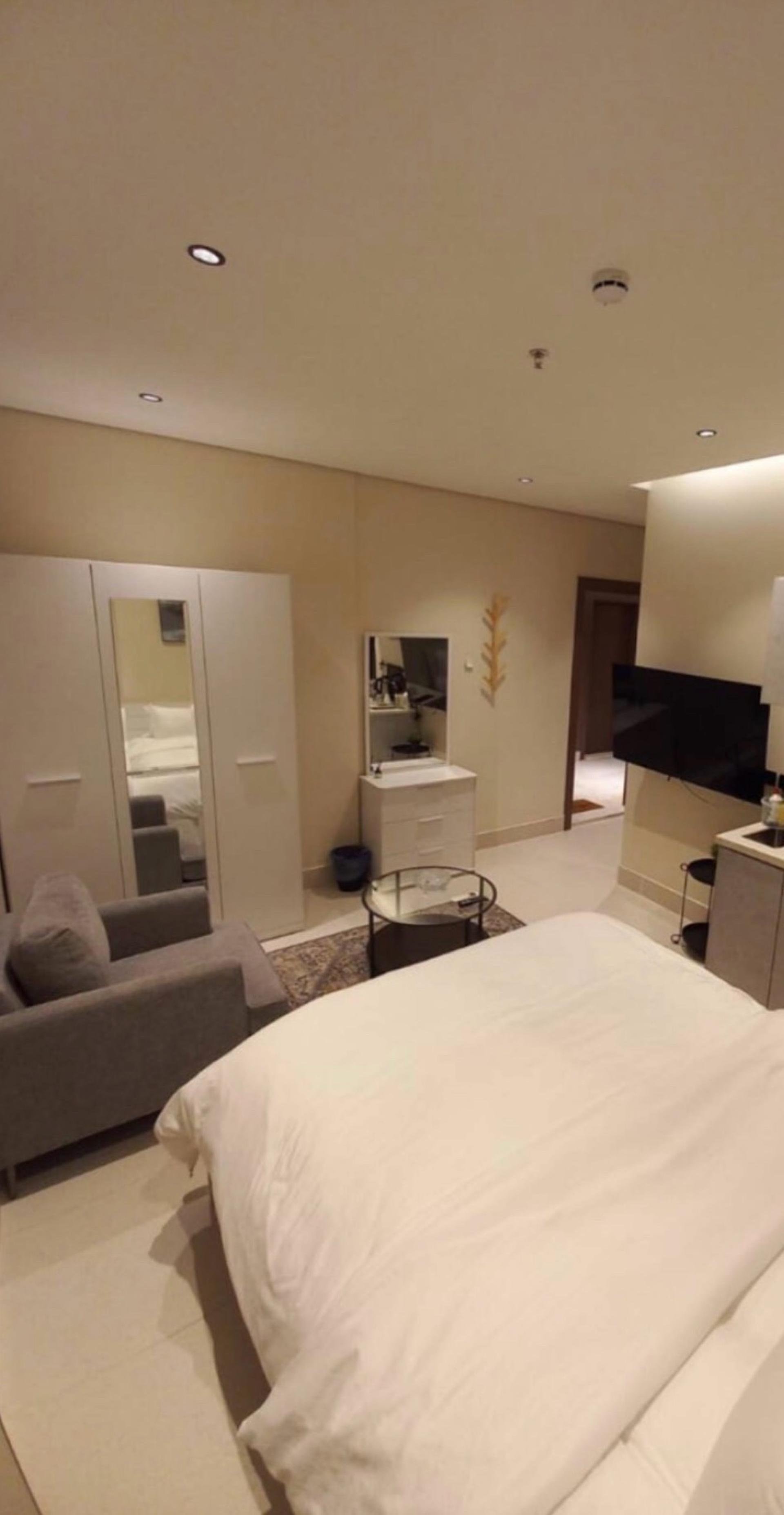 استديوا فاخر في برج انما دخول ذكي 8