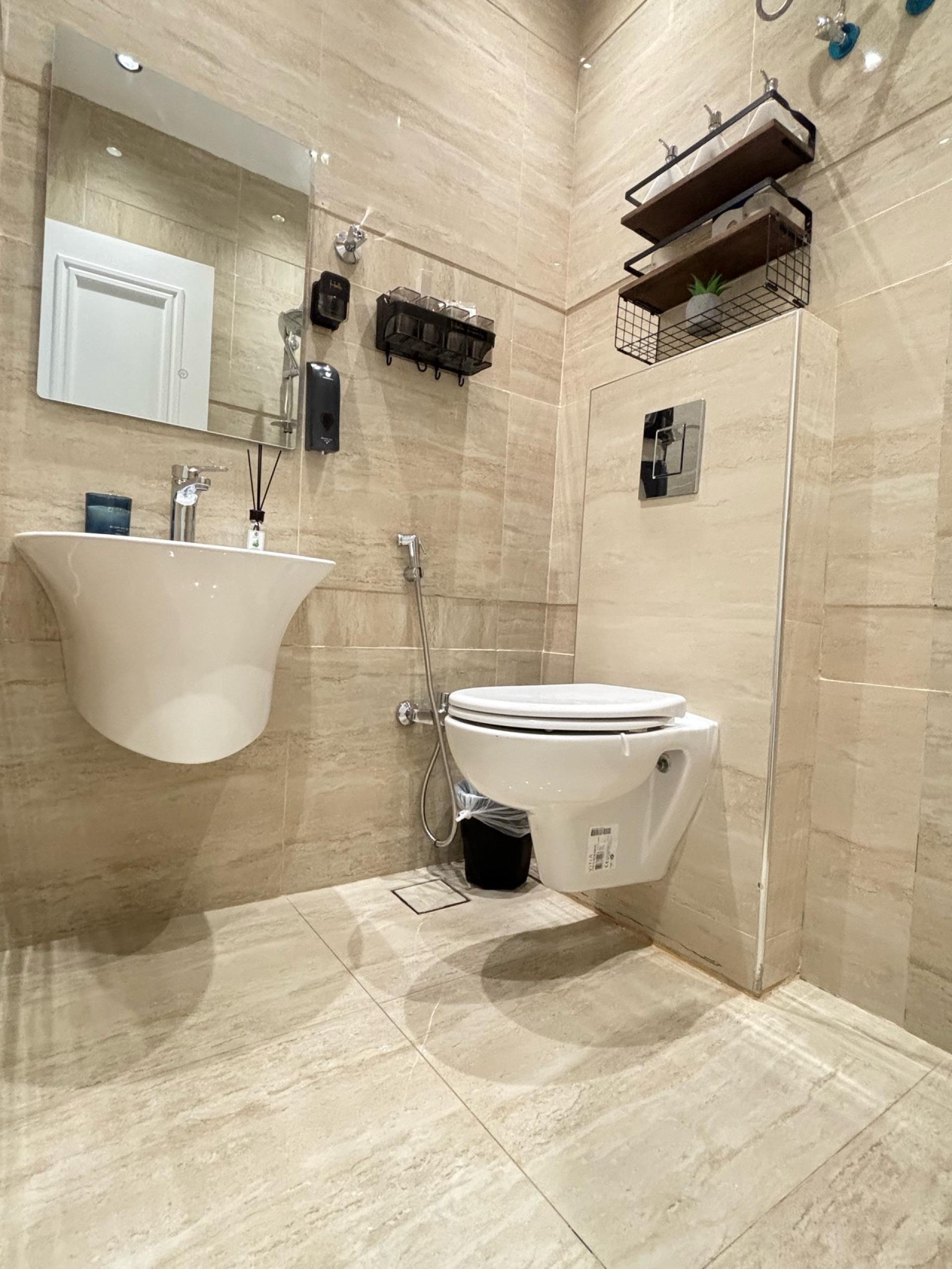 استوديو فندقي بشرفة أشجار دخول ذاتي 9