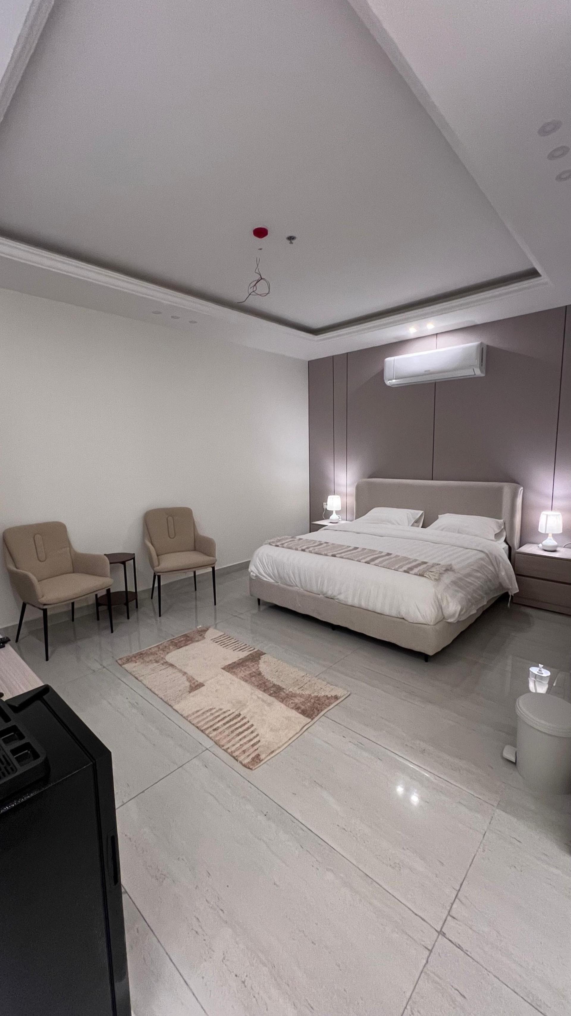 استيديو مودرن في الخبر حي العليا 2