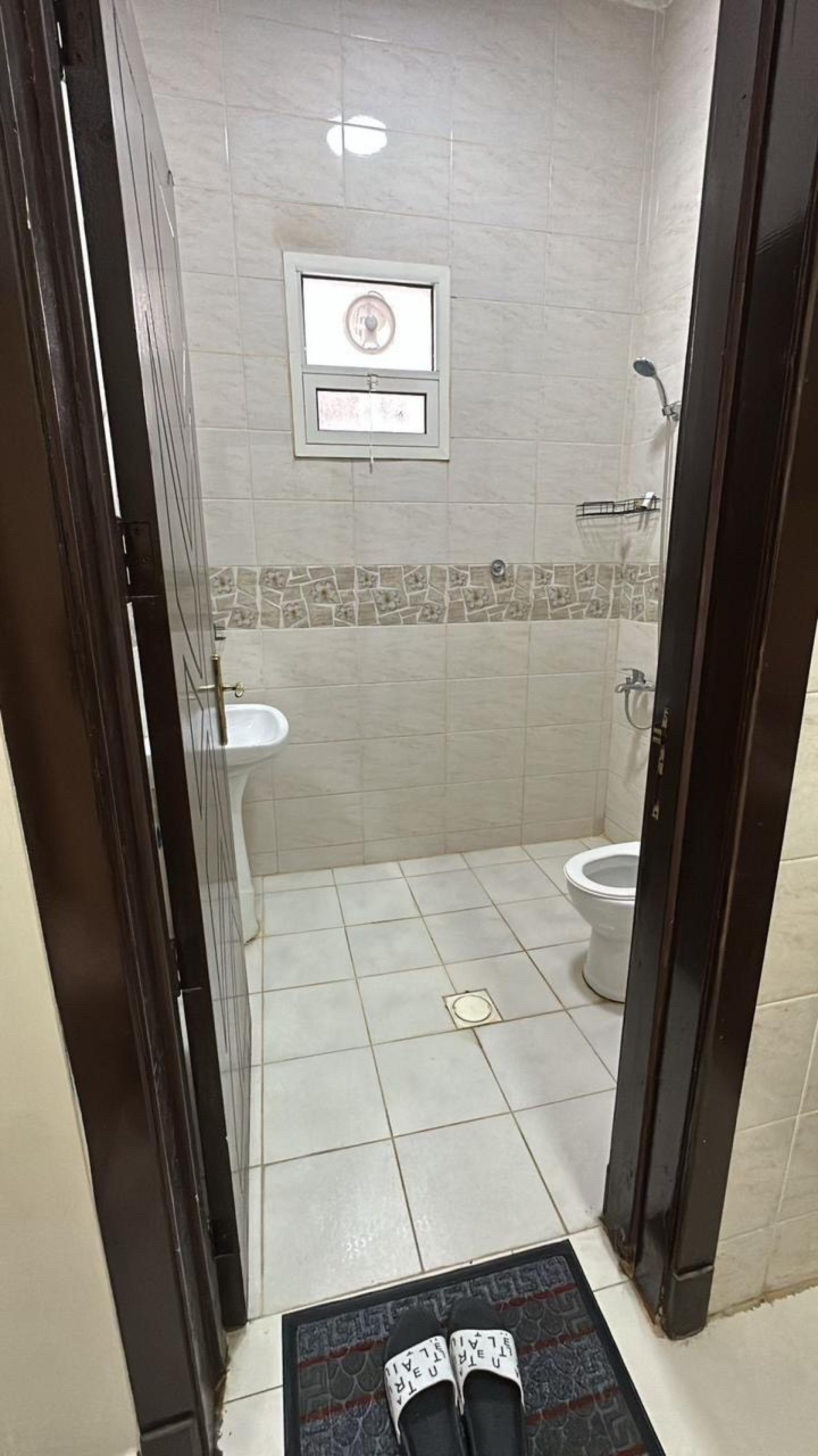 استديو فاخر بدخول ذكي وسرير ماستر 8A 5