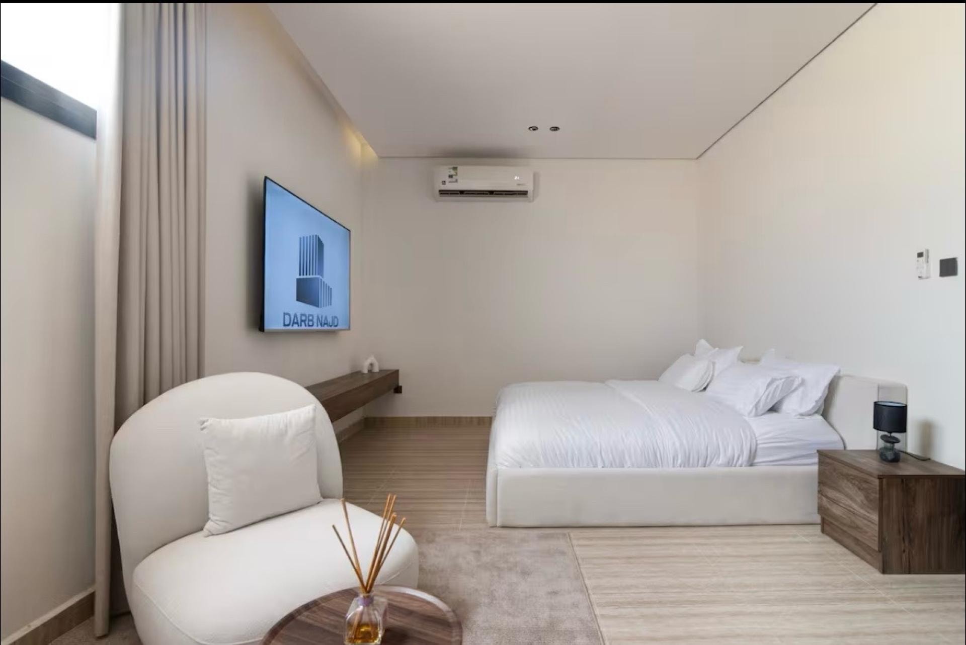 استديو فاخر في مجمع رصف 3