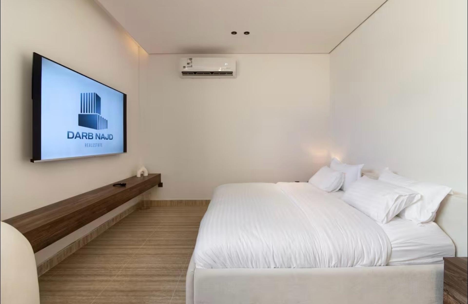 استديو فاخر في مجمع رصف 4