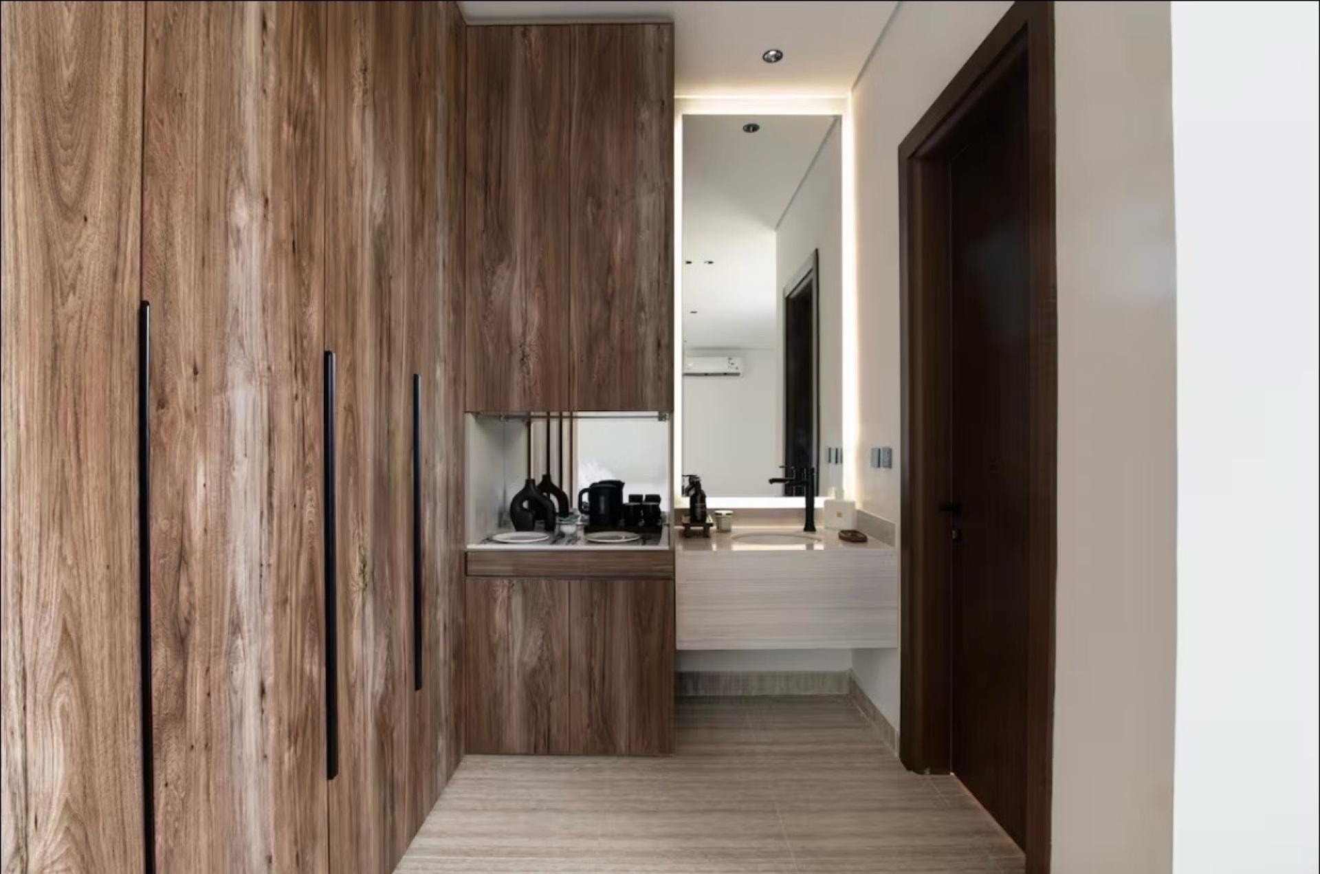 استديو فاخر في مجمع رصف 6