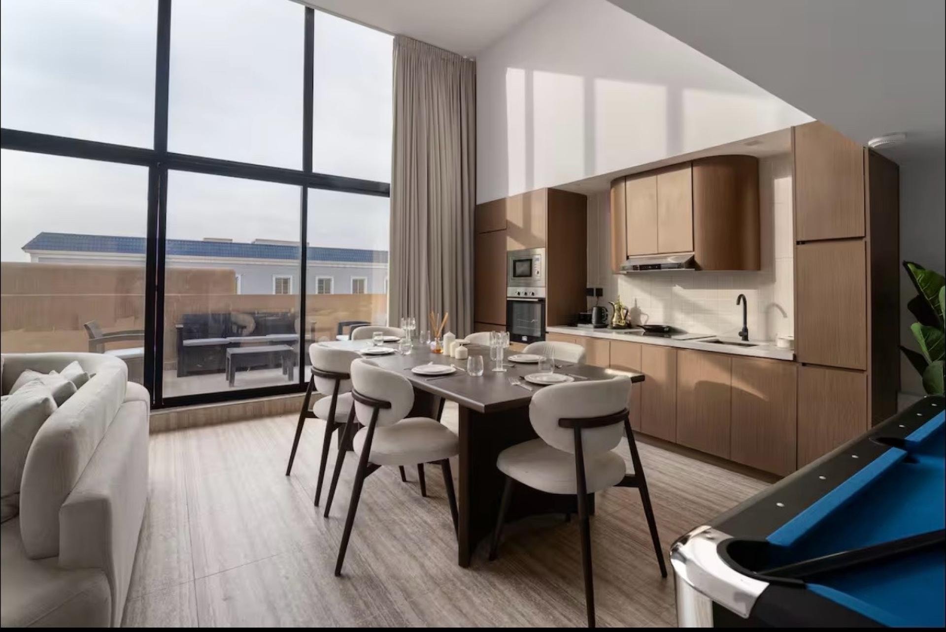 بنتهاوس فاخر بدورين سينما وبلياردو وجلسة 5