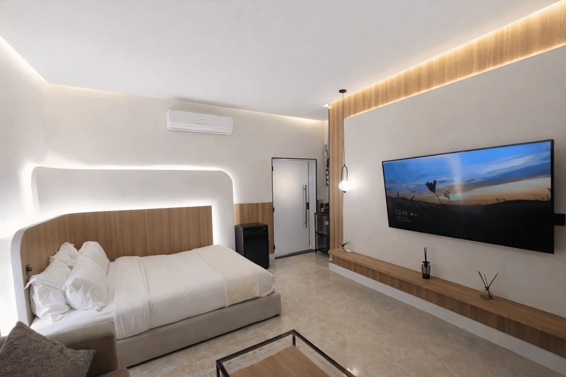 استديو واسع بجاكوزي 8