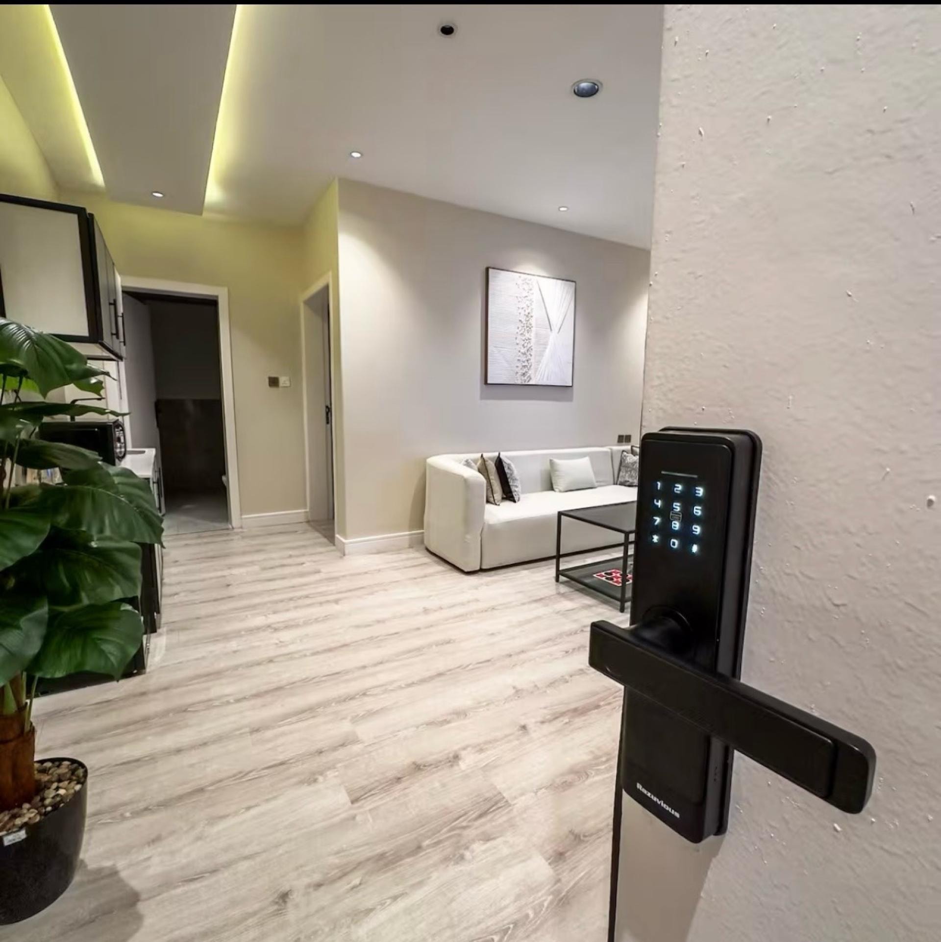 شقة مودرن بإطلالة على البوليفارد 8