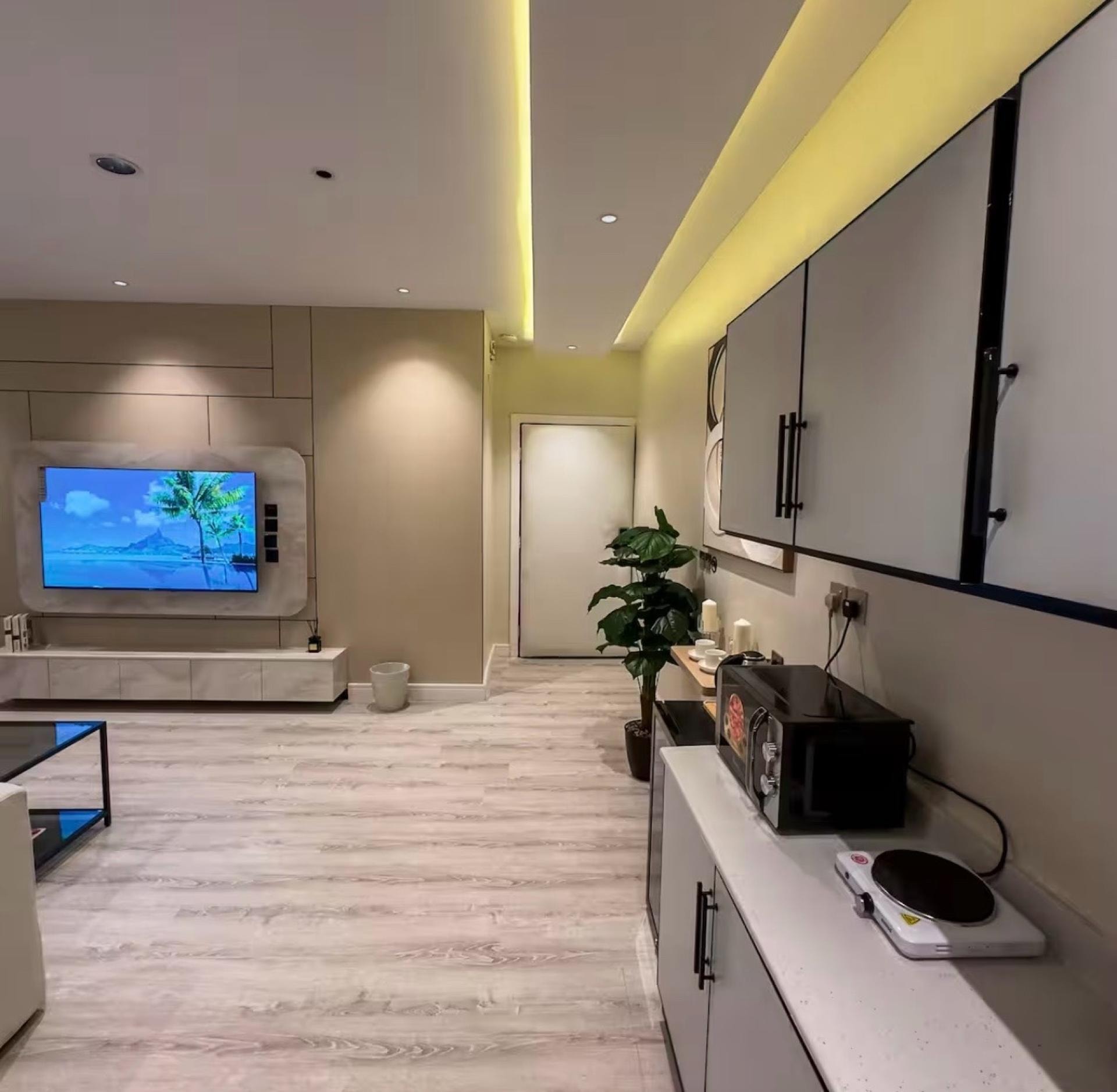 شقة مودرن بإطلالة على البوليفارد 9