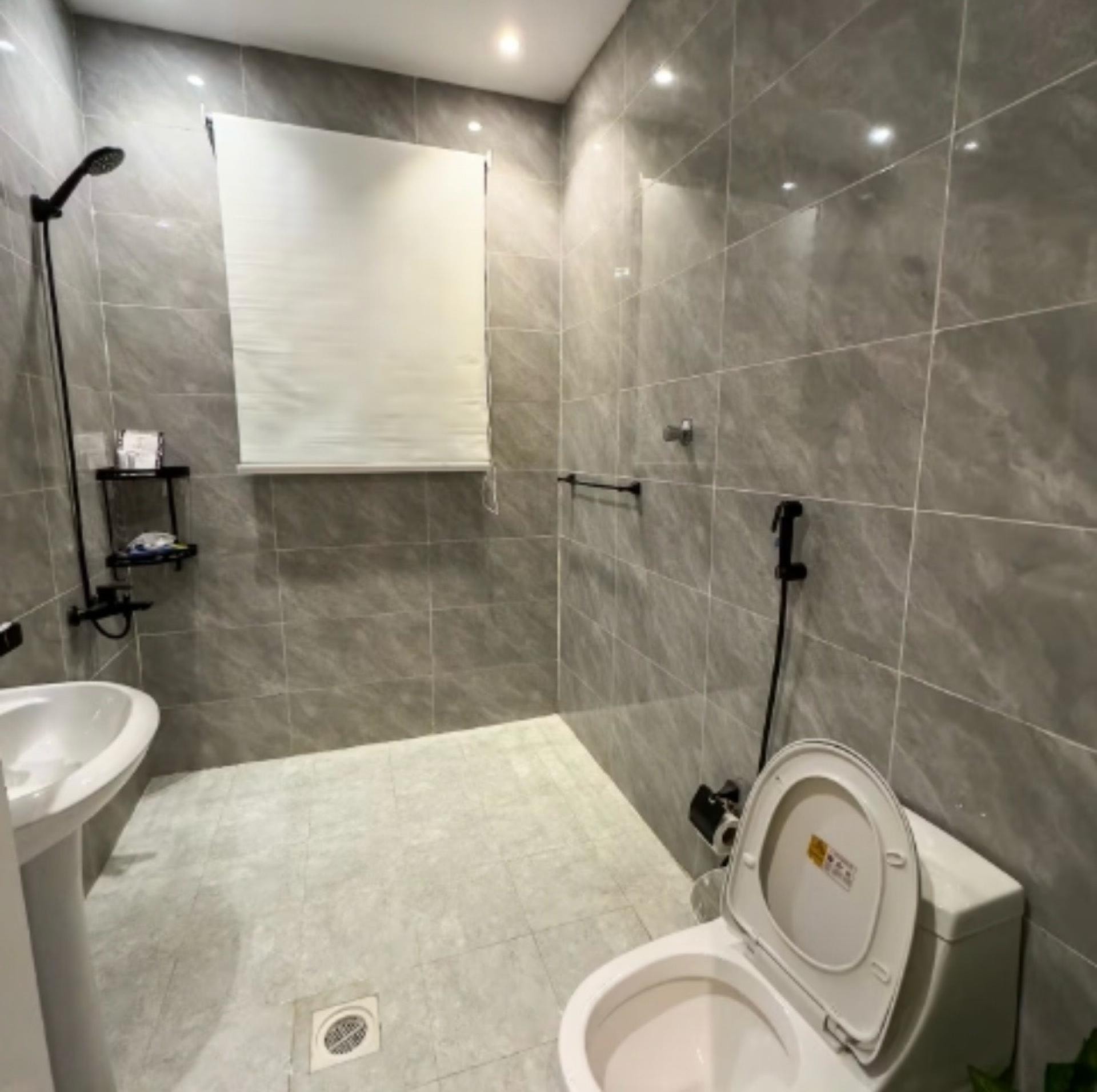 شقة مودرن بإطلالة على البوليفارد 10