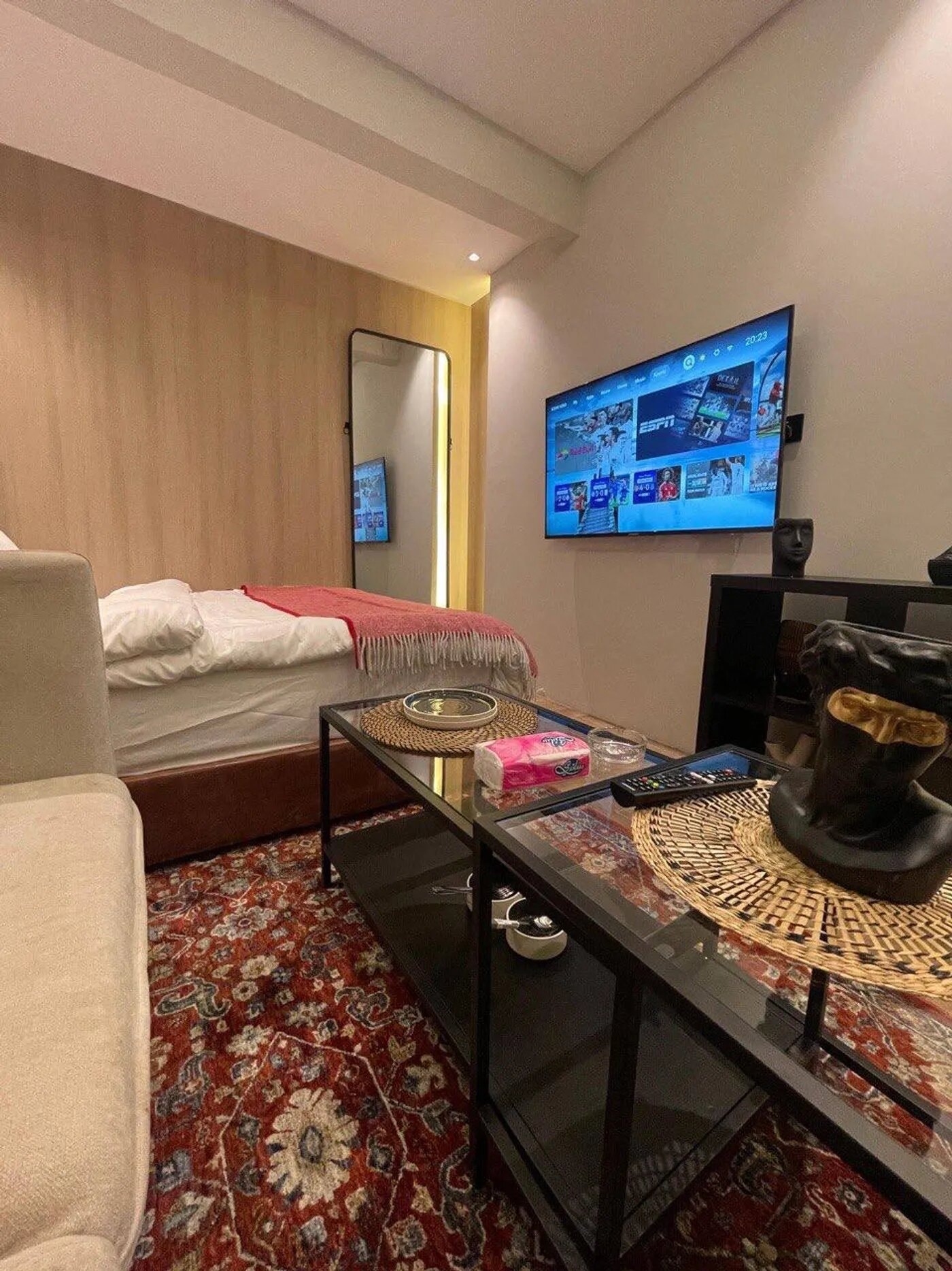 استديو بسرير ماسترS4 1