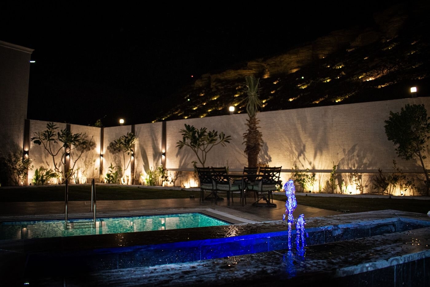 شاليه بمسبح خارجي 1