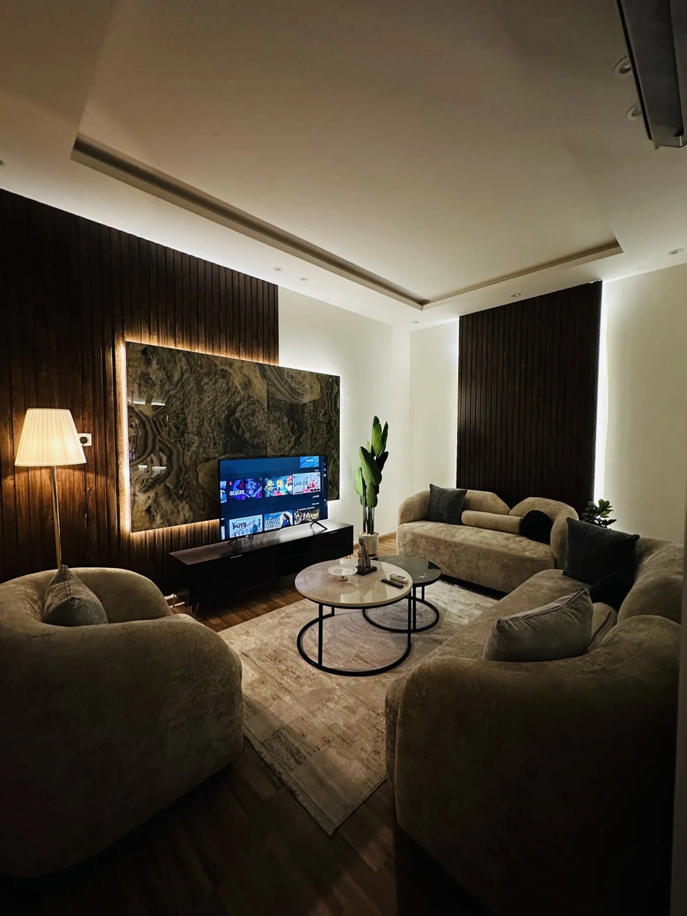 Apartment in Almalqa 1