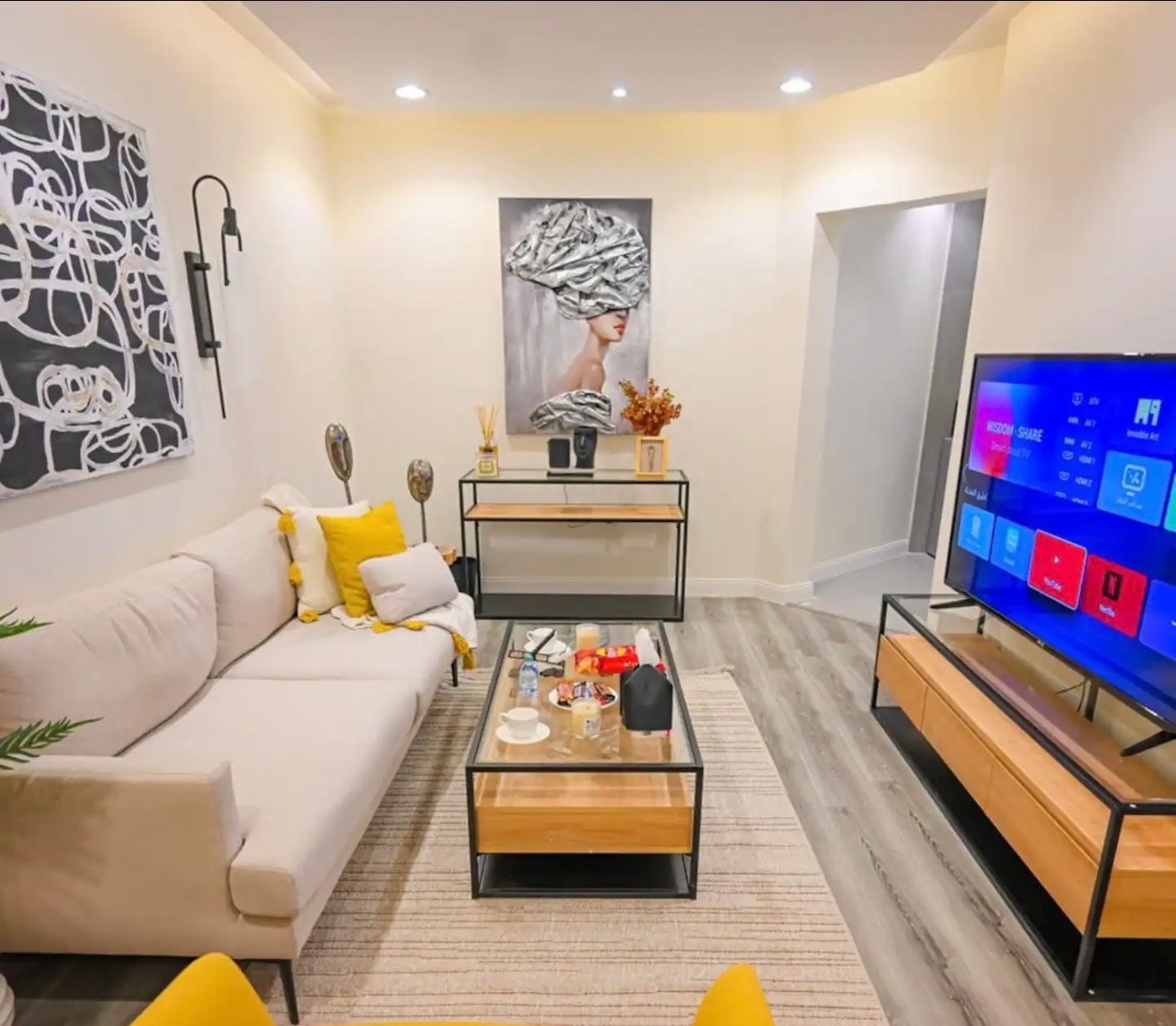 شقة فاخرة غرفة وصالة دخول ذكي حي الملقا 1