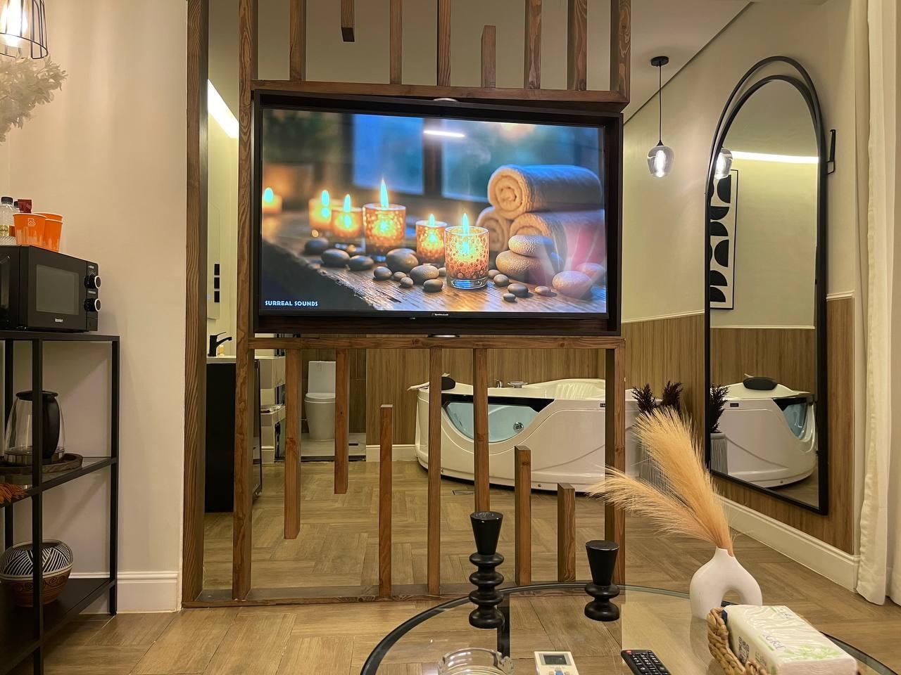 استديو بجاكوزي 1