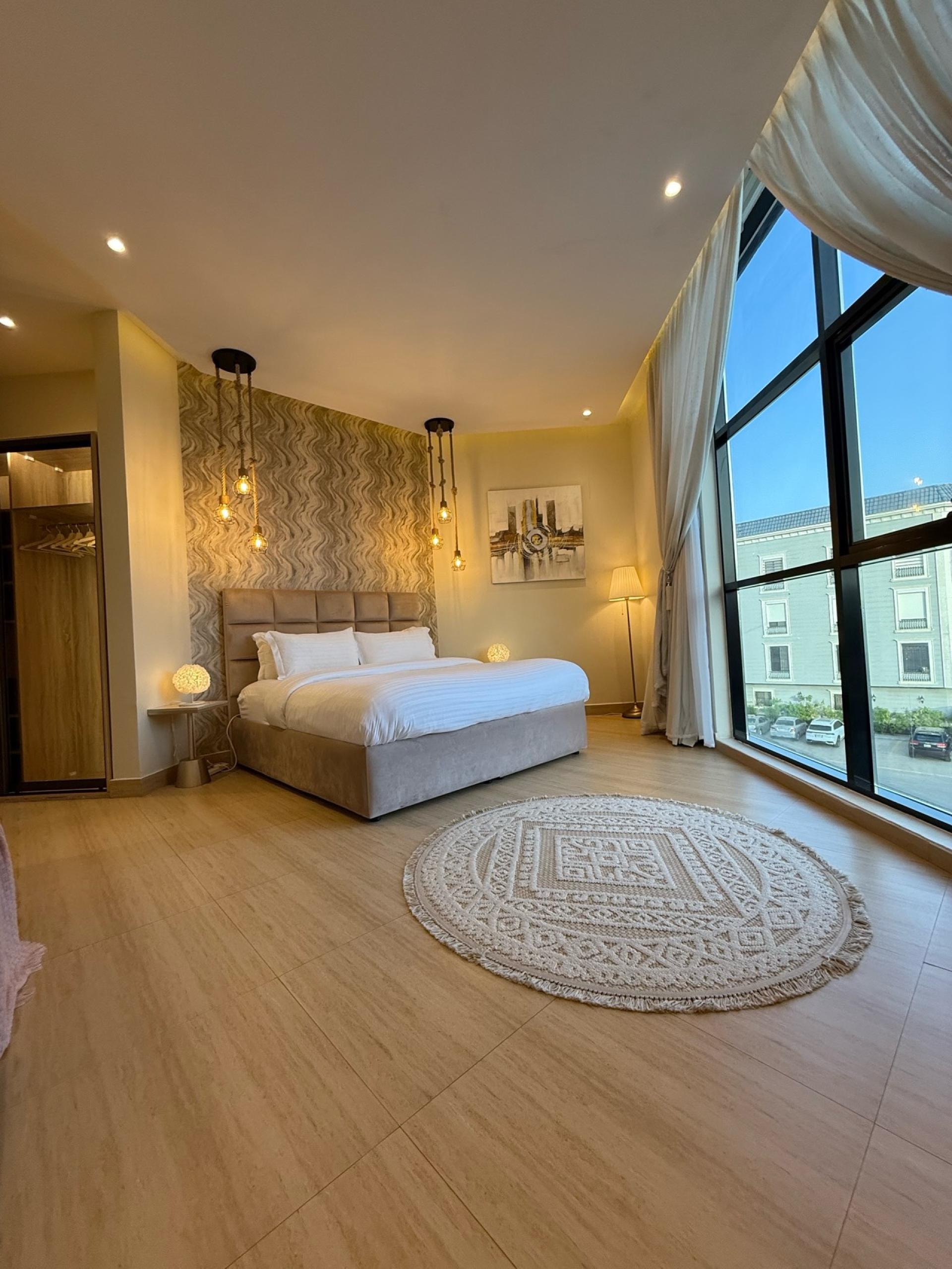 شقة مميزة بحي الملقاا 1