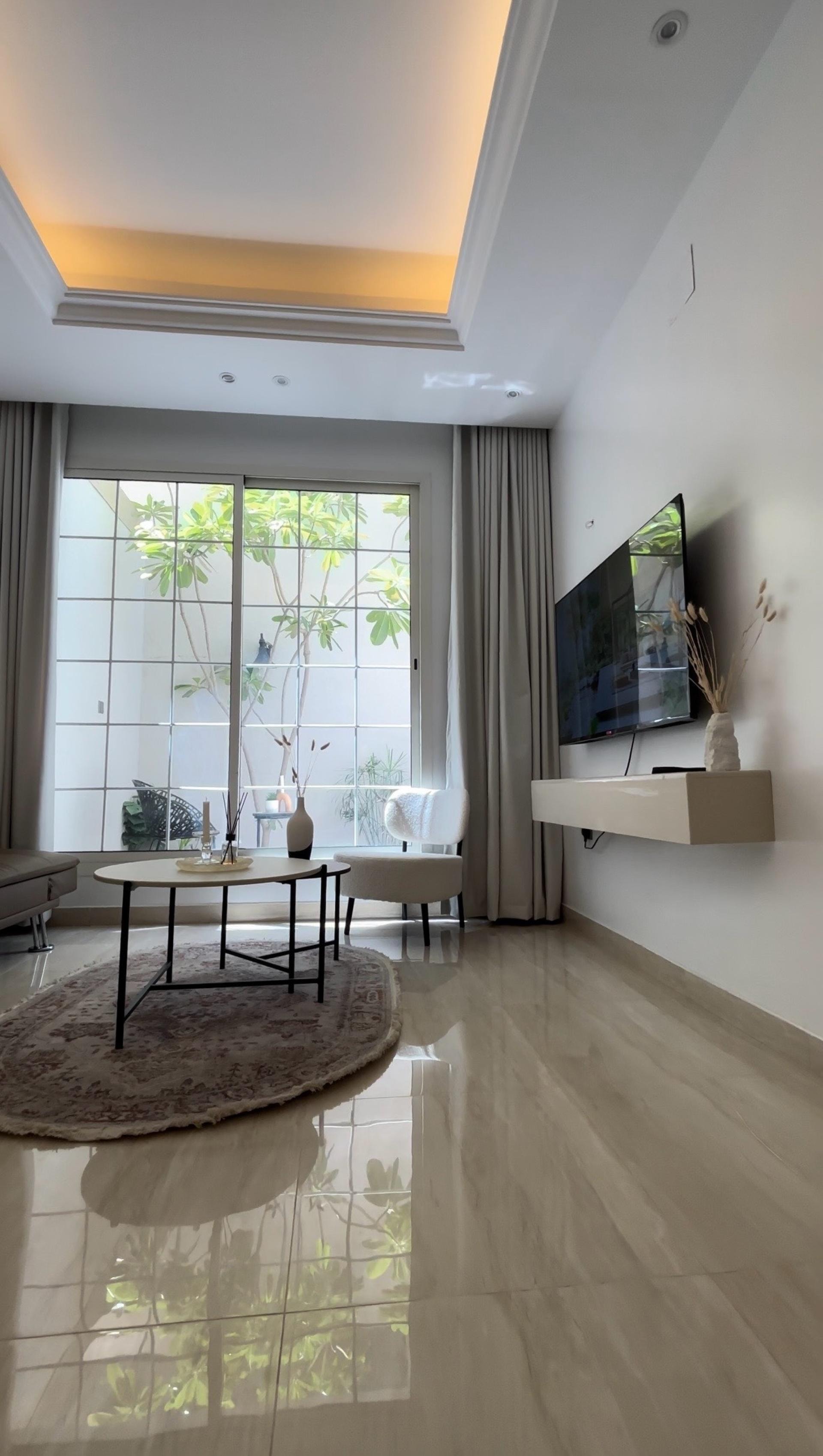 استوديو فندقي بشرفة أشجار دخول ذاتي 1