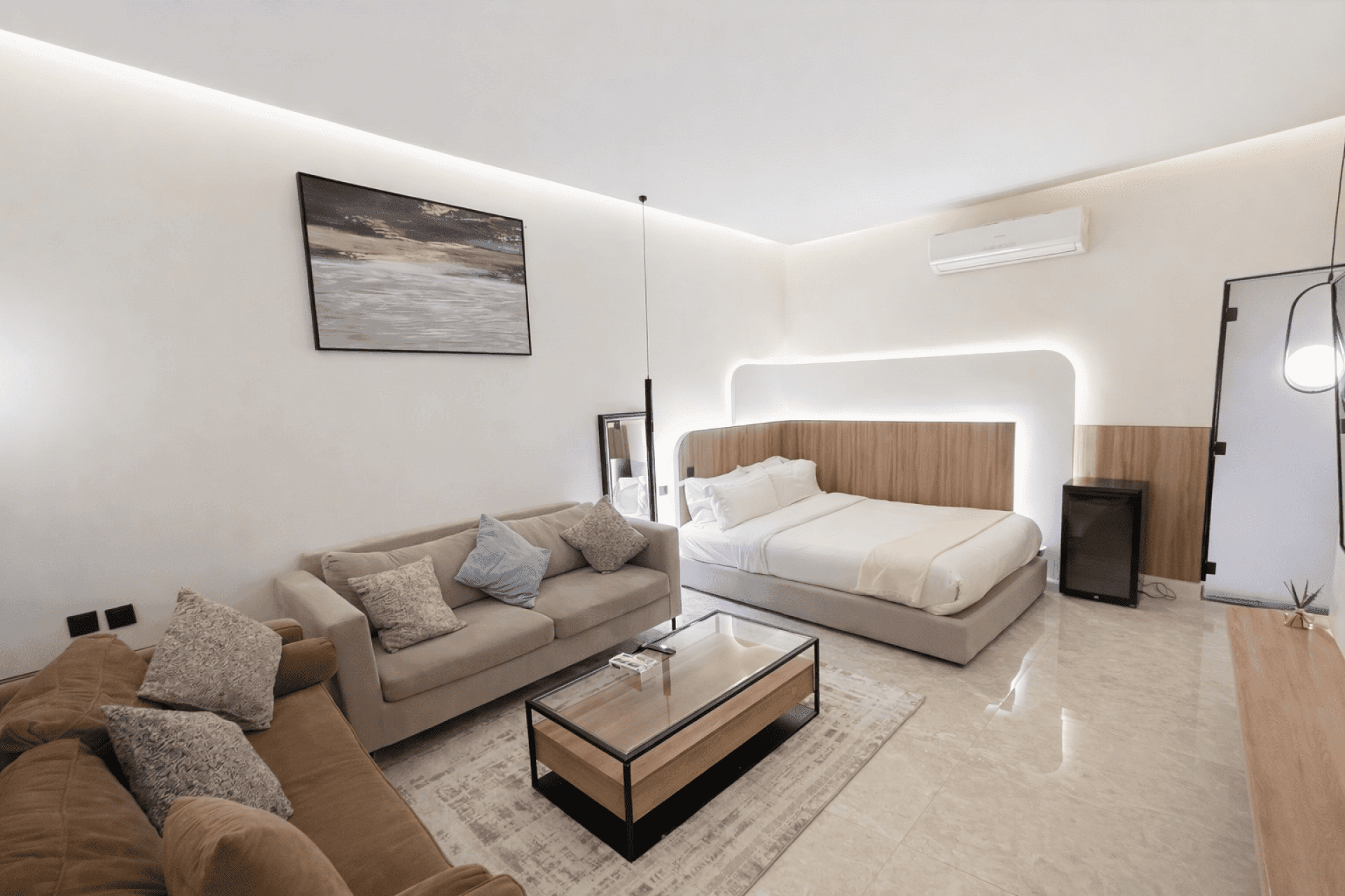 استديو واسع بجاكوزي 1