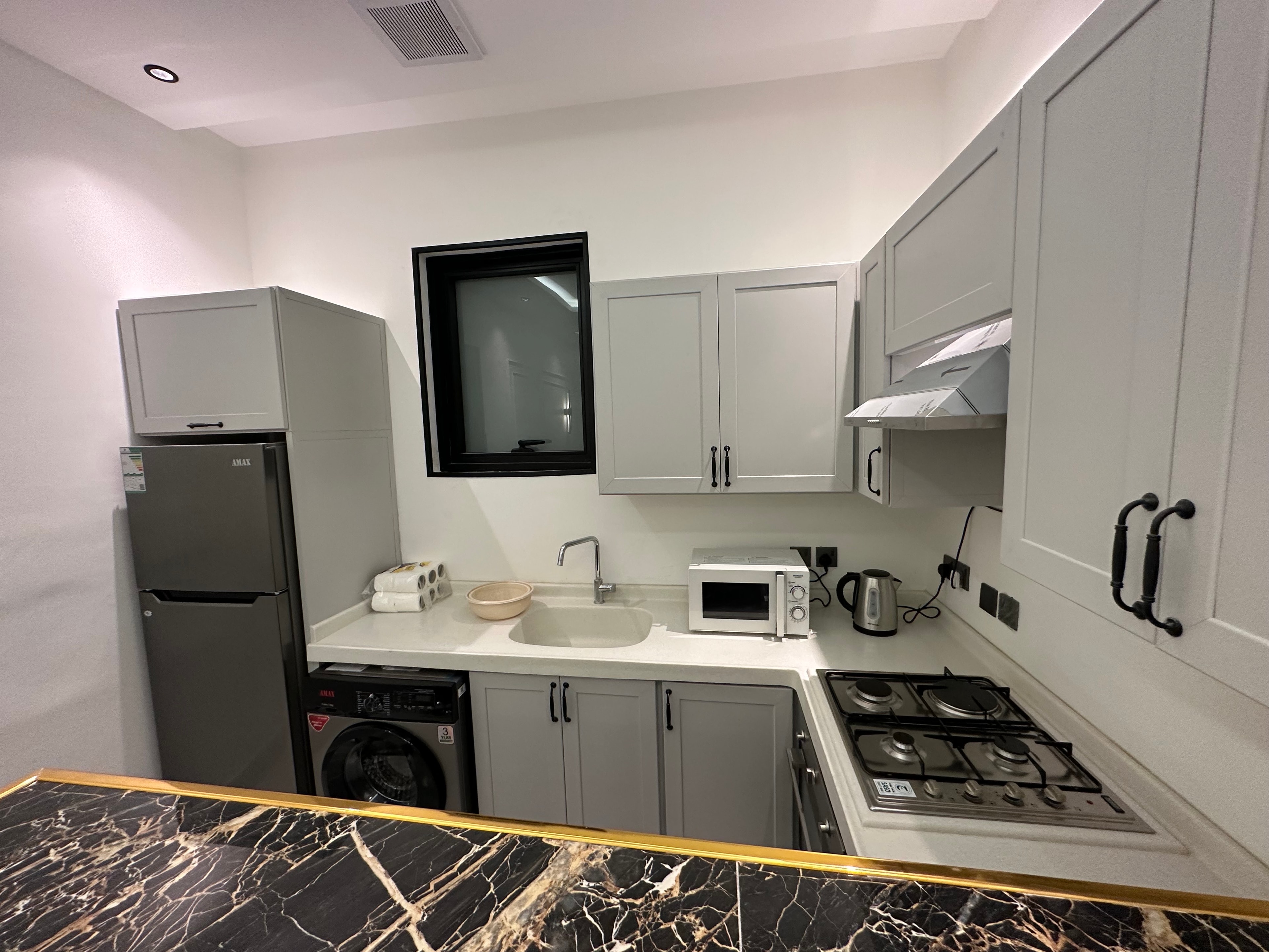 شقه أنيقه ثلاث غرف رائعه 3