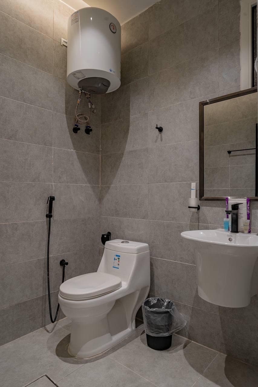 Modern Cozy Studio 8