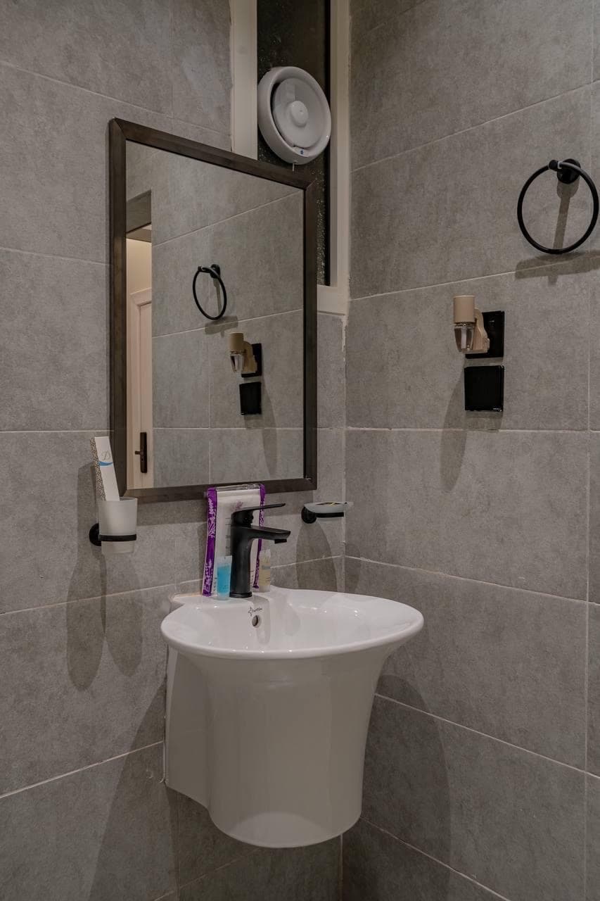 Modern Cozy Studio 9