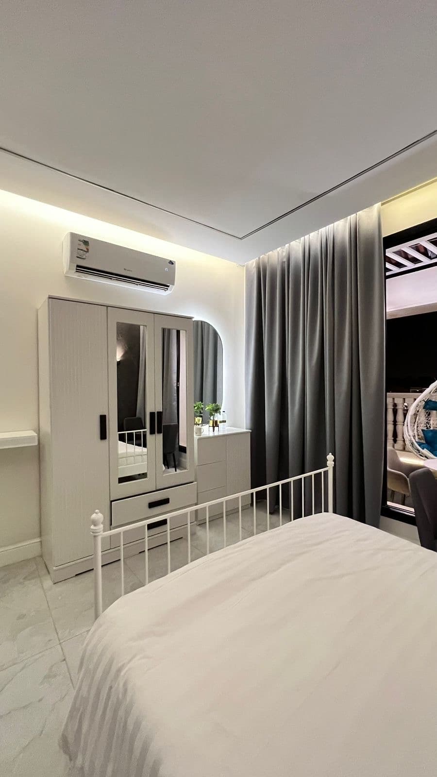 استديو فاخره ببلكونة 7