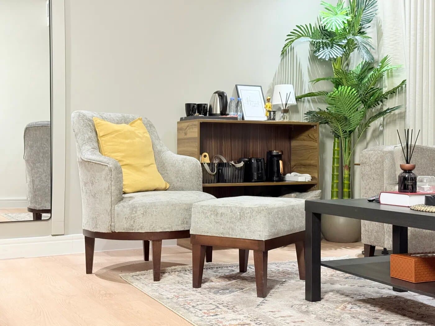 شقة بصالة وغرفة نوم 2