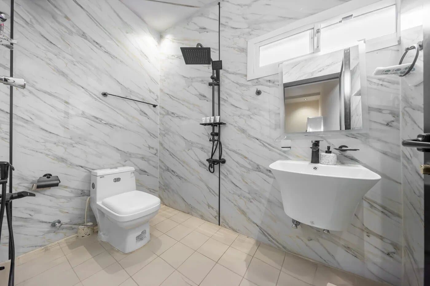 استديو هادئ بسريرماستر بدخول ذكي 7