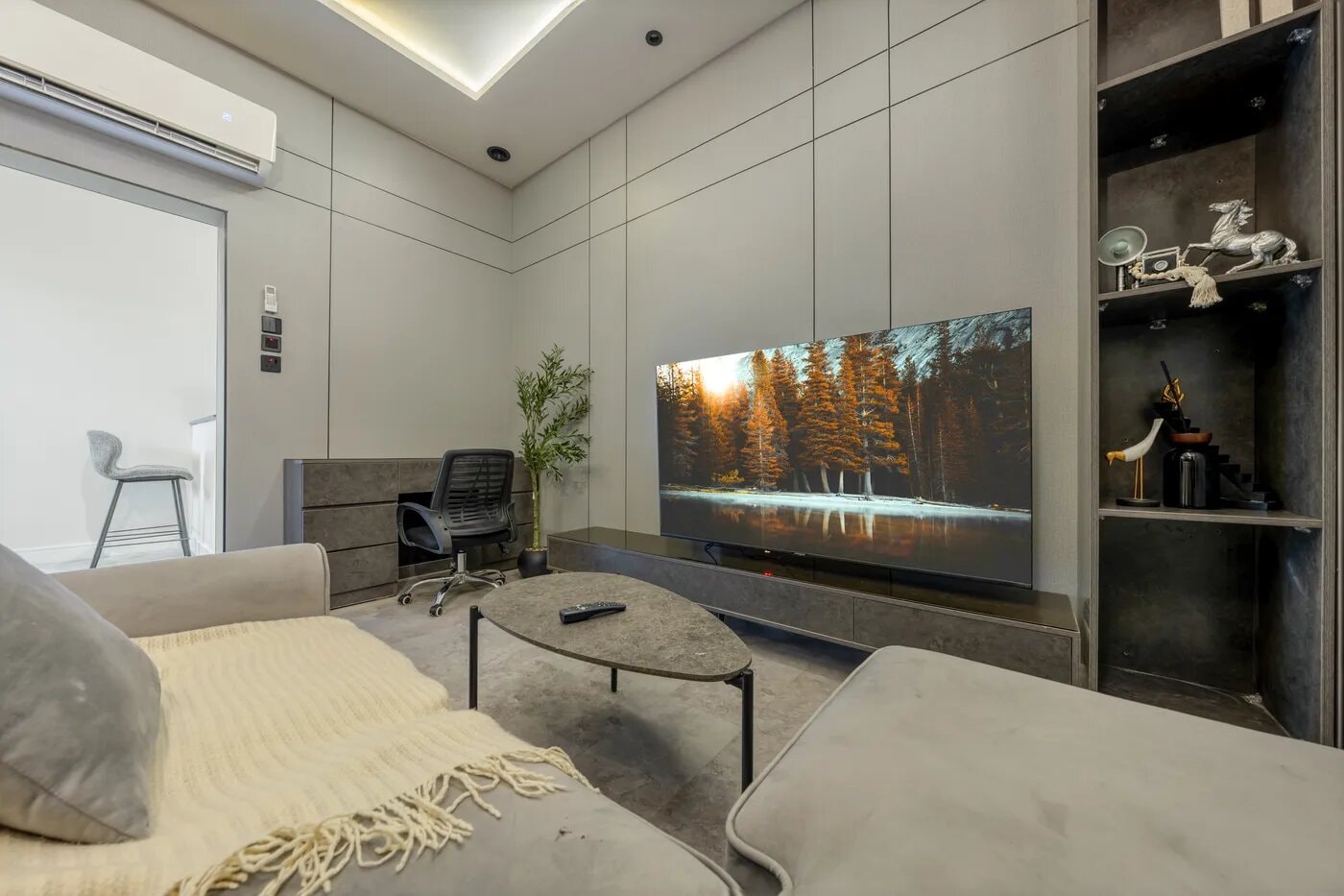 استديو هادئ بسريرماستر بدخول ذكي 10