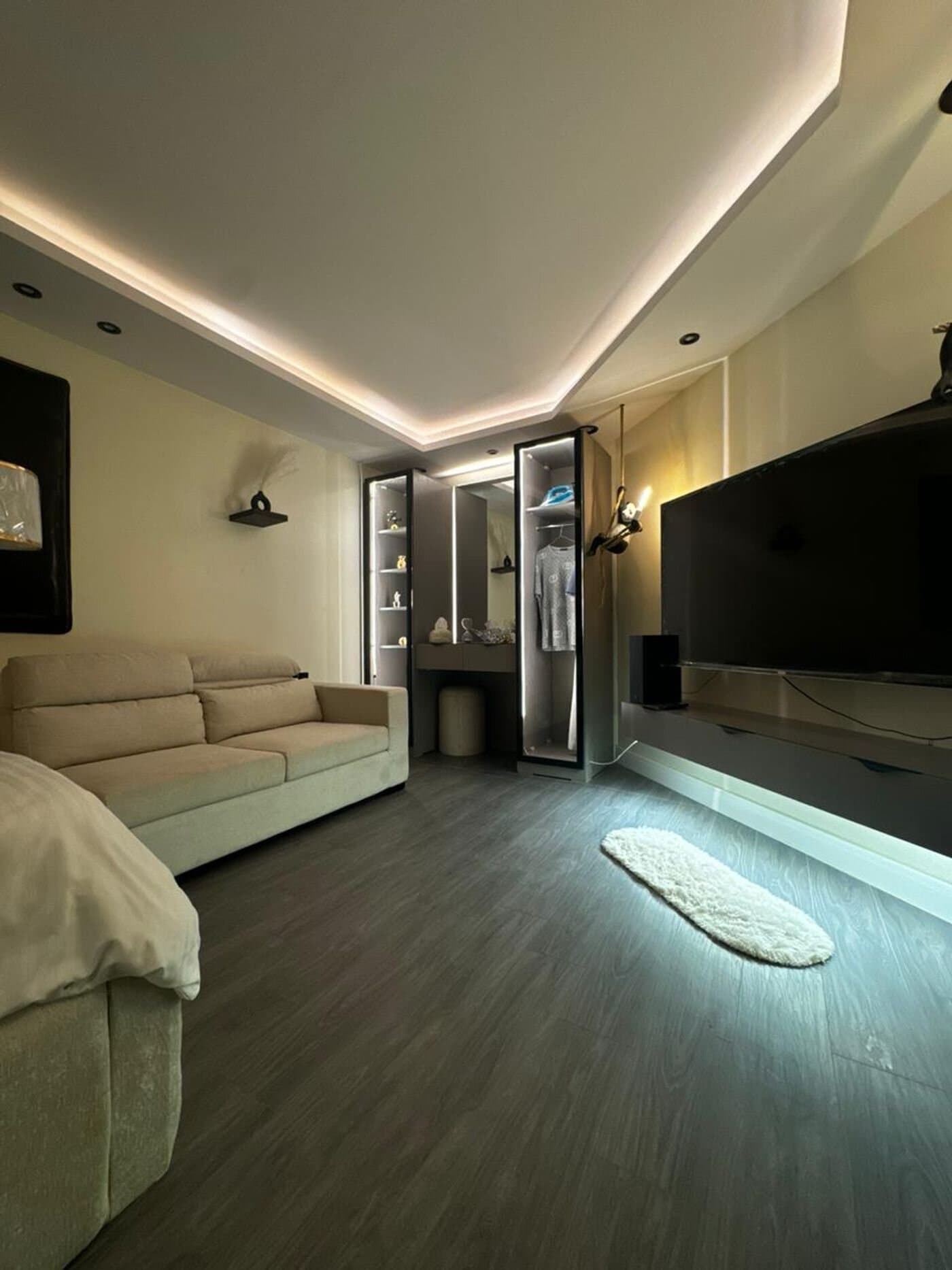 استديو بسرير ماستر ودخول ذاتي 13