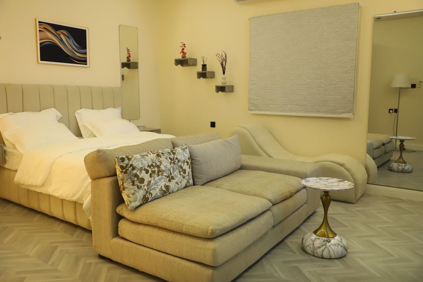 استديو هادئ بسريرماستر بدخول ذكي 7