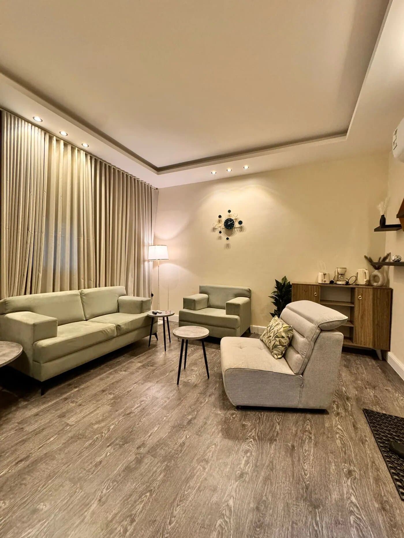 شقة بصالة وغرفة نوم دخول ذاتي 6