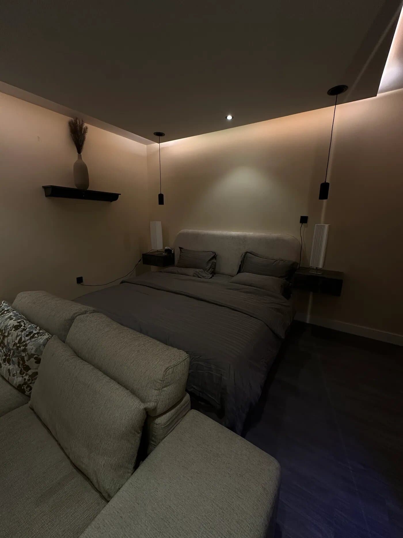 استديو هادئ بدخول ذاتي 2