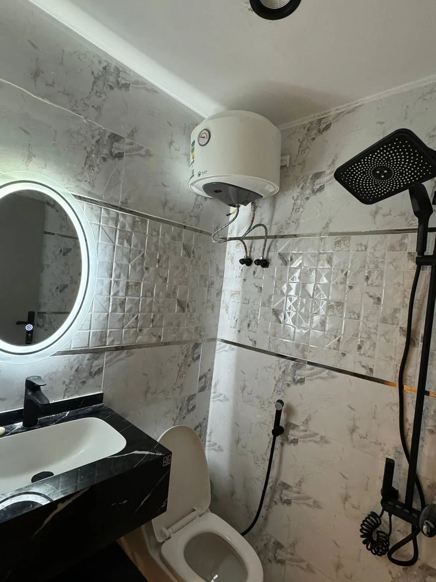 استديو هادئ بدخول ذاتي 3