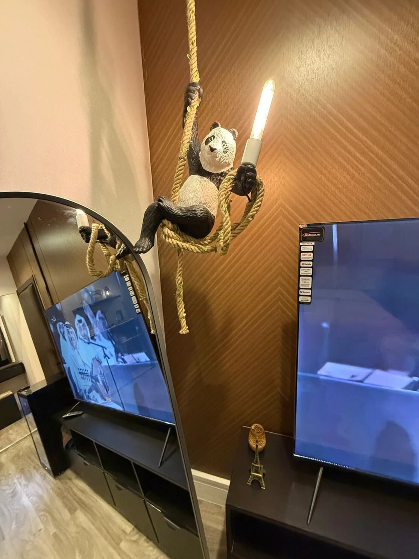 استديو هادئ بسرير ماستر دخول ذكي 7