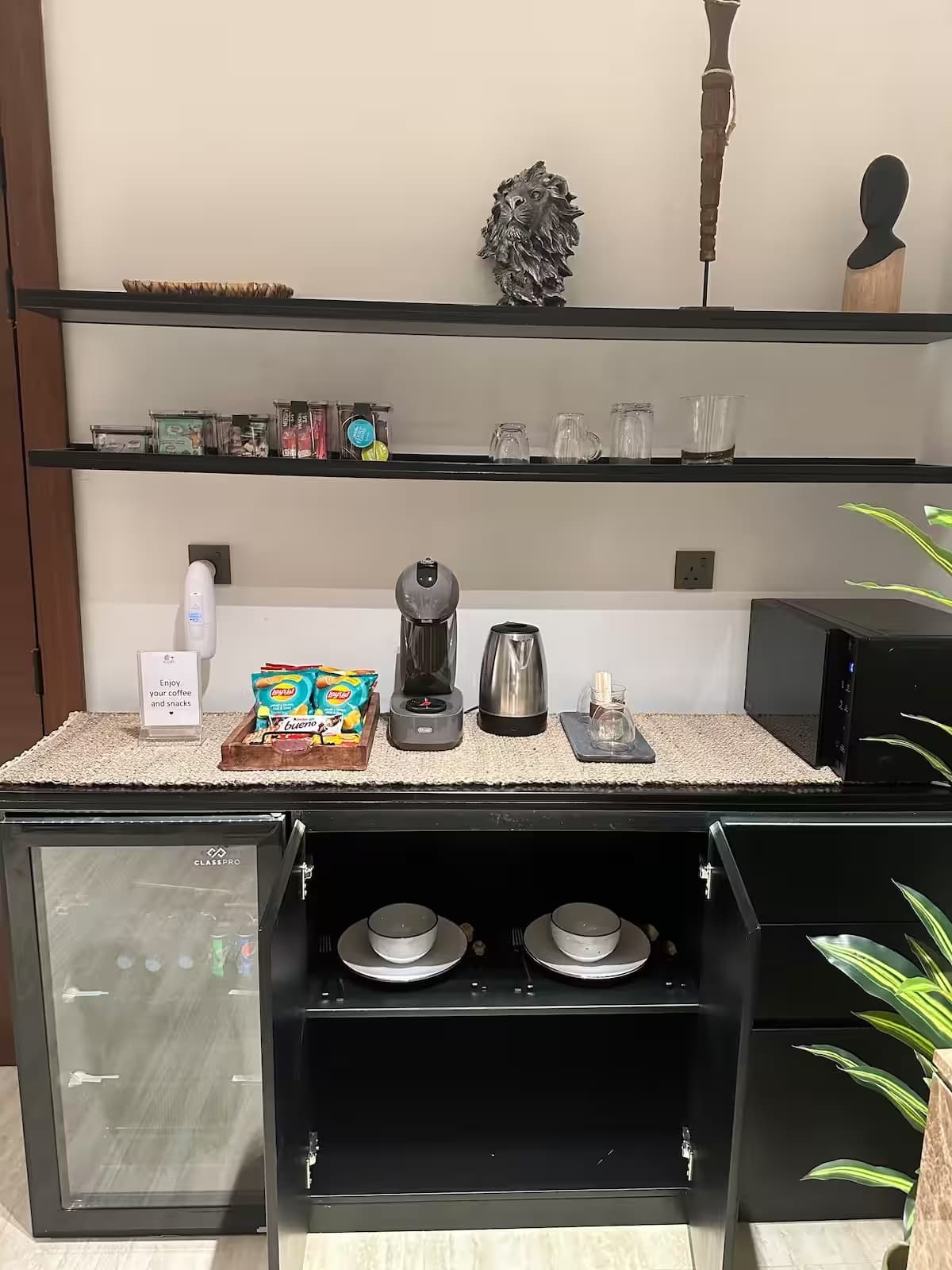 استوديو فاخر مع تسجيل دخول ذاتي بالقرب من مركز بارك أفينيو التجاري 8