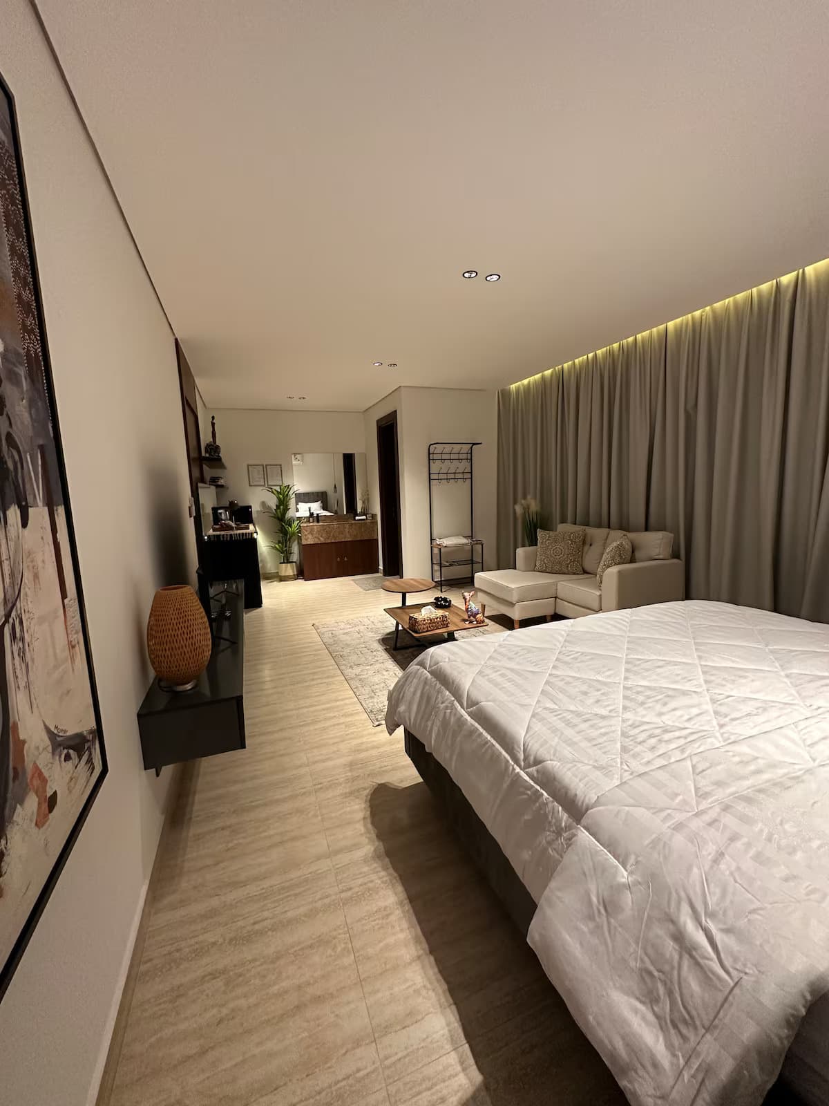 استوديو فاخر مع تسجيل دخول ذاتي بالقرب من مركز بارك أفينيو التجاري 14