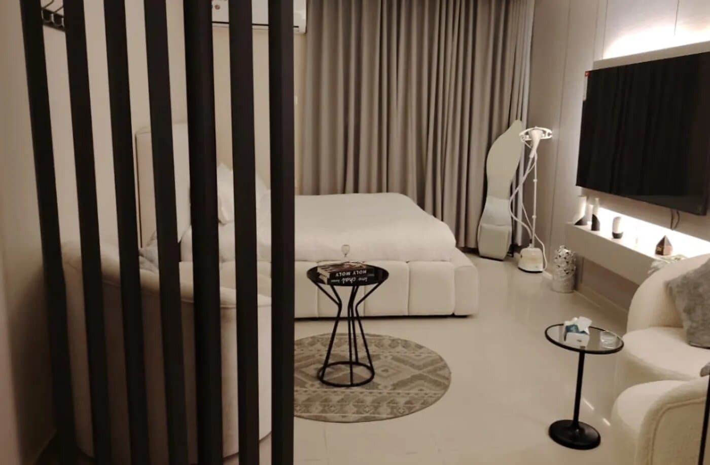 استديو هادئ بدخول ذاتي 2