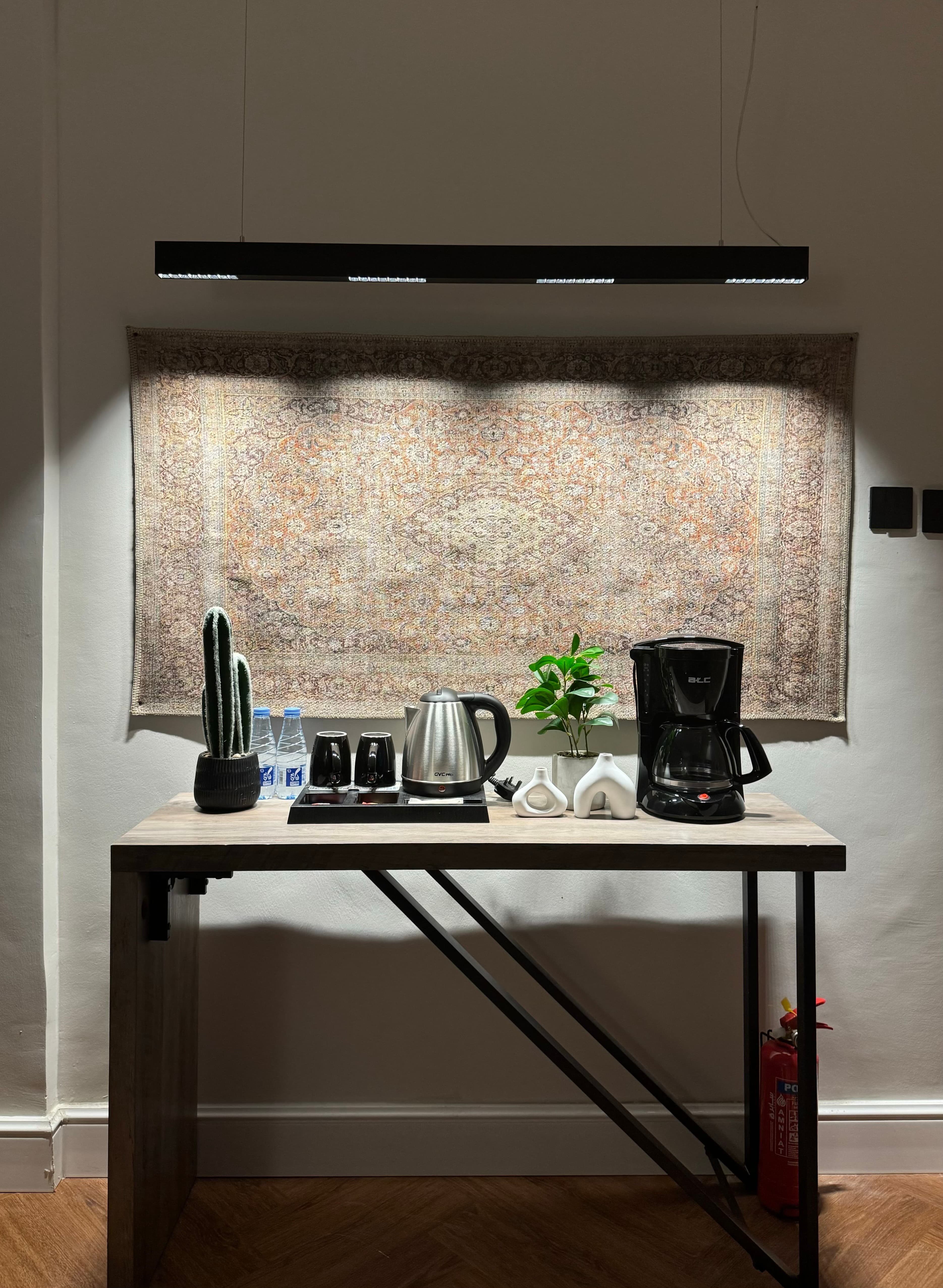 غرفه نوم و صالة مودرن دخول ذاتي في حي ال 3