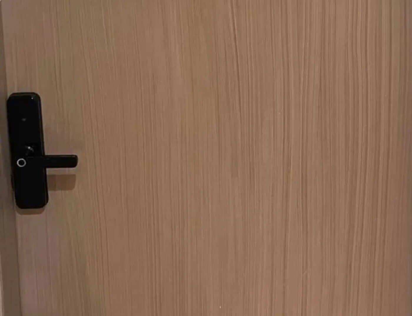 استوديو بأثاث مريحE1 8