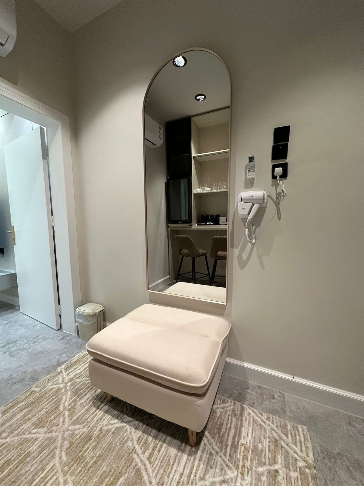 شقة غرفة وصالة 3