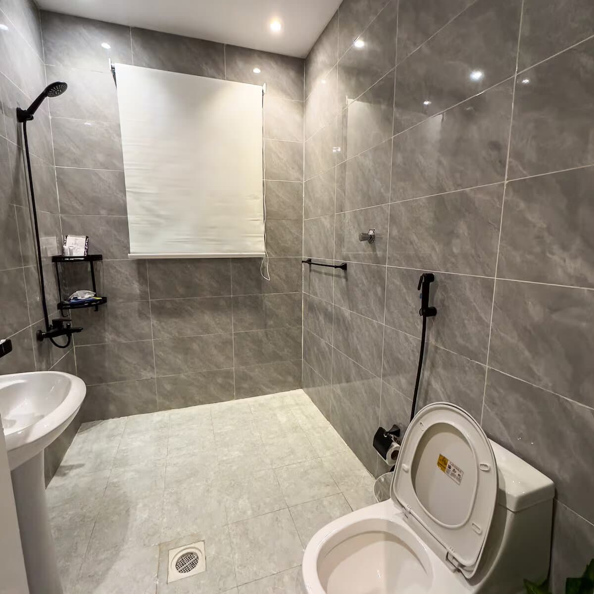 شقة امام البوليفارد 7